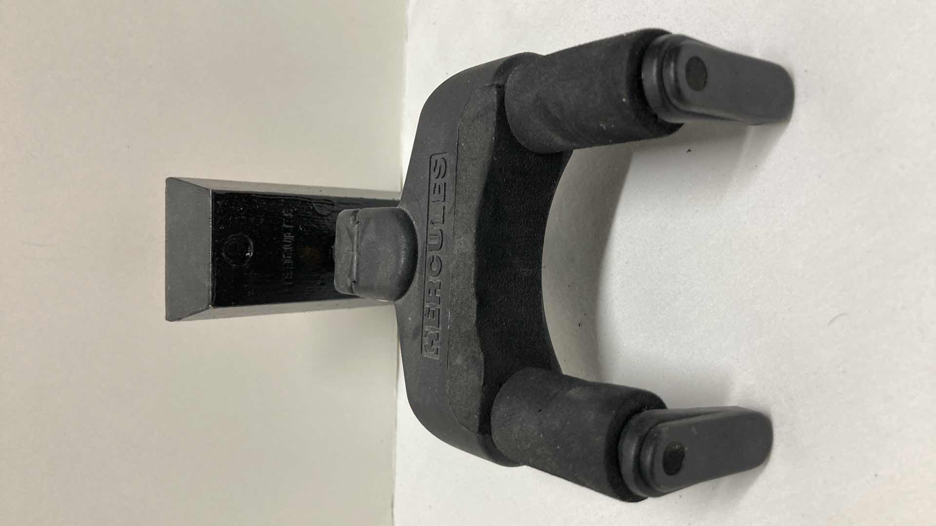 Photo 1 of HERCULES AUTO GRIP SYSTEM WALL MOUNTED GUITAR HANGER MODEL GSP38WB (3)