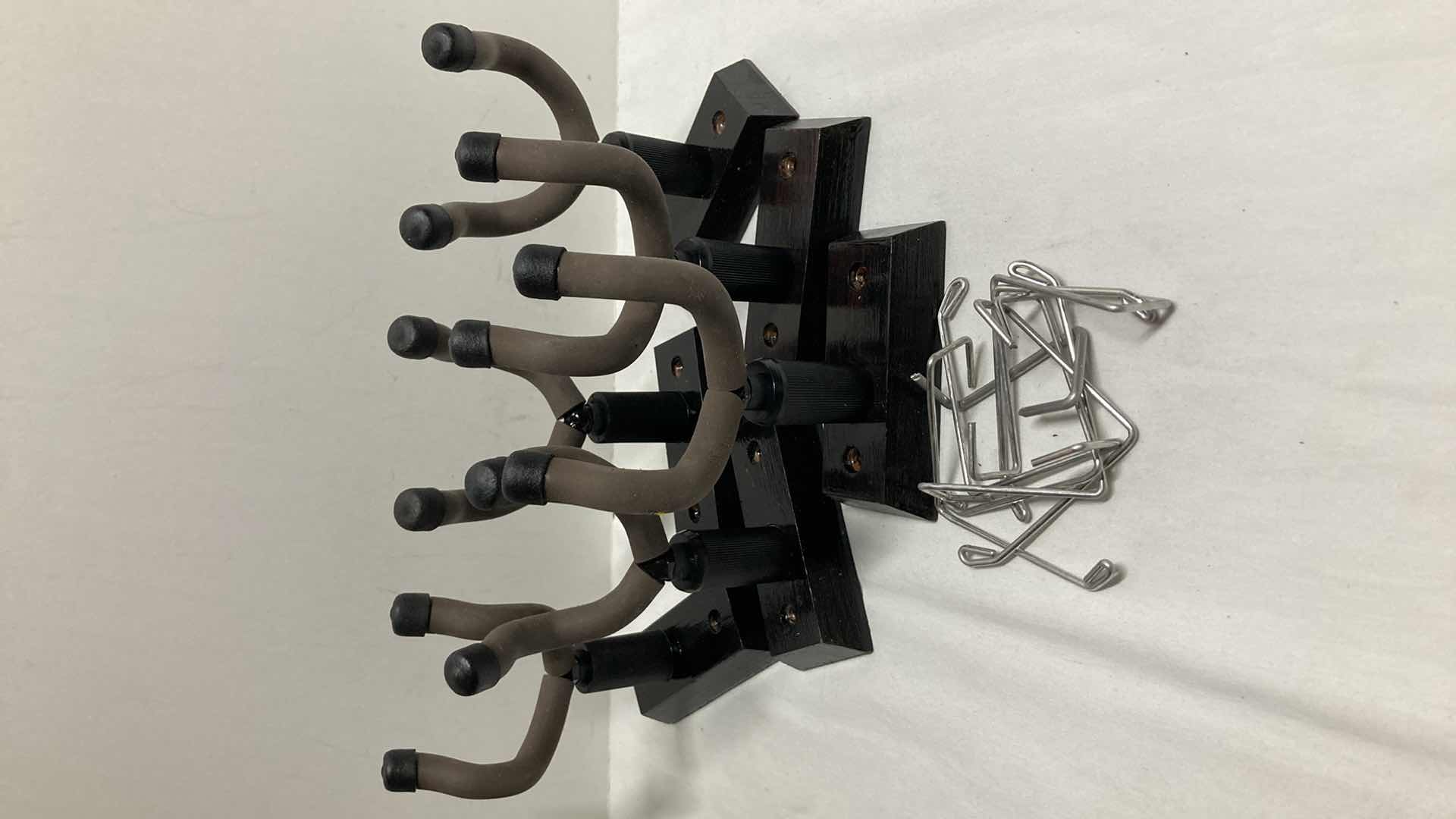 Photo 1 of HERCULES AUTO GRIP SYSTEM WALL MOUNTED GUITAR HANGER MODEL GSP38WB (2) W WALL MOUNTED GUITAR HANGERS (6)