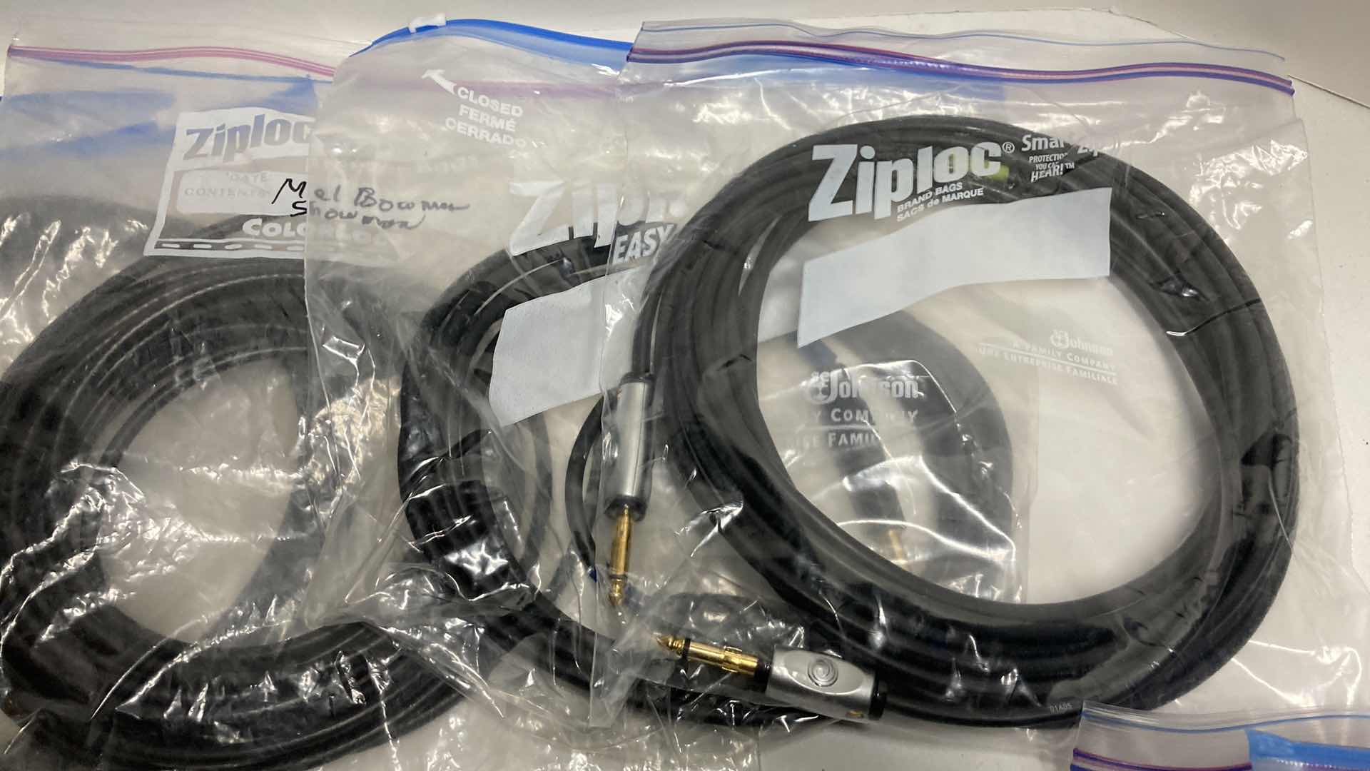 Photo 1 of GUITAR AMP CABLES VARIOUS BRANDS & LENGTHS (10)