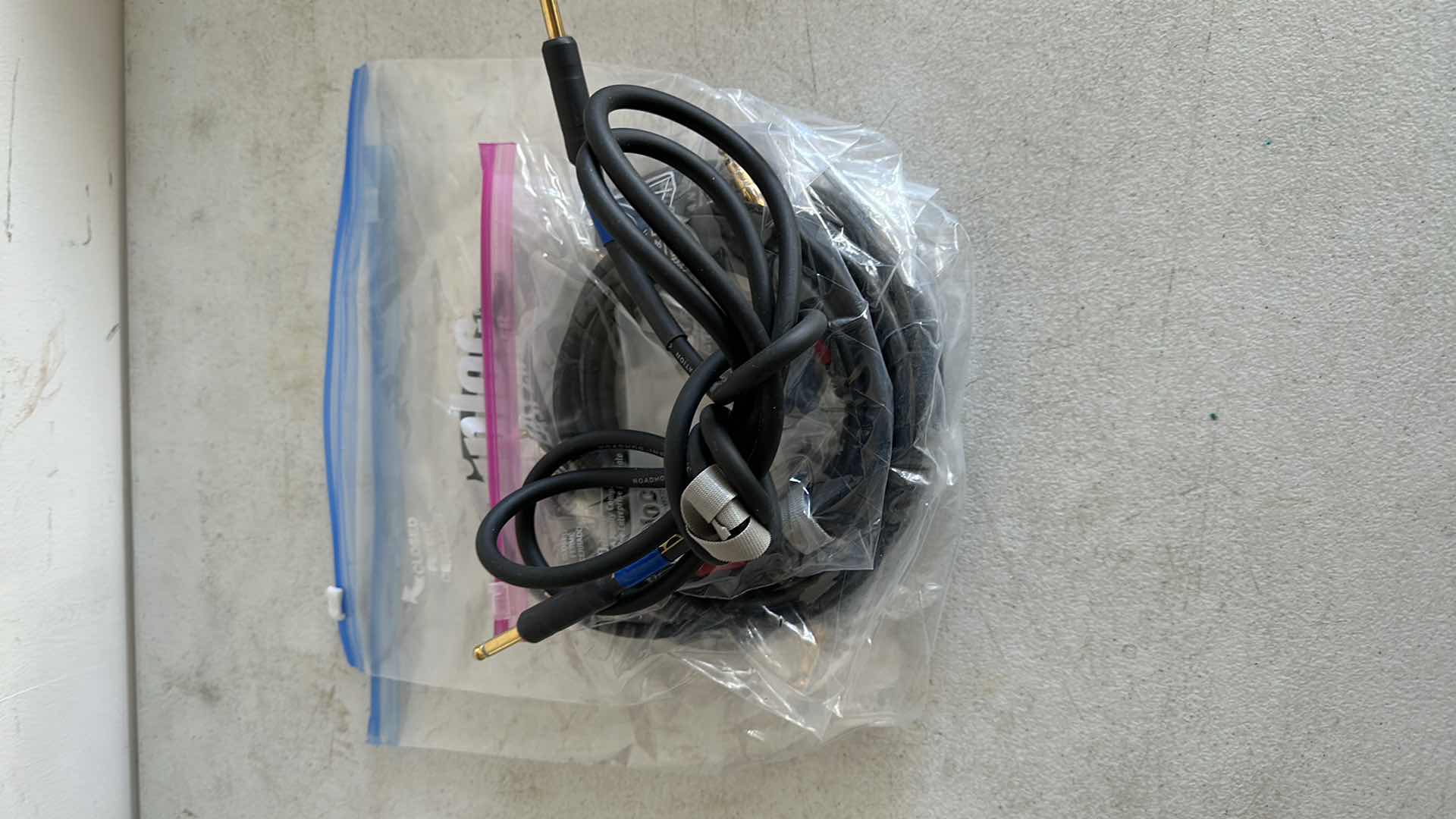 Photo 1 of FOUR GOLD TIPPED GUITAR CORDS