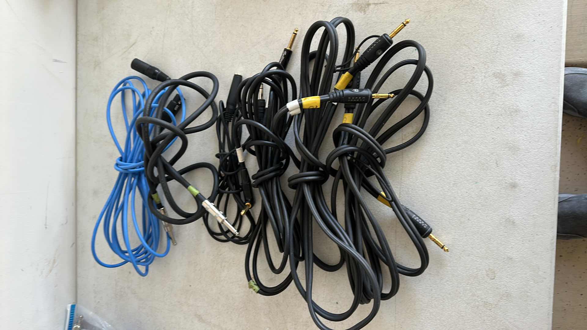 Photo 1 of GUITAR CORDS