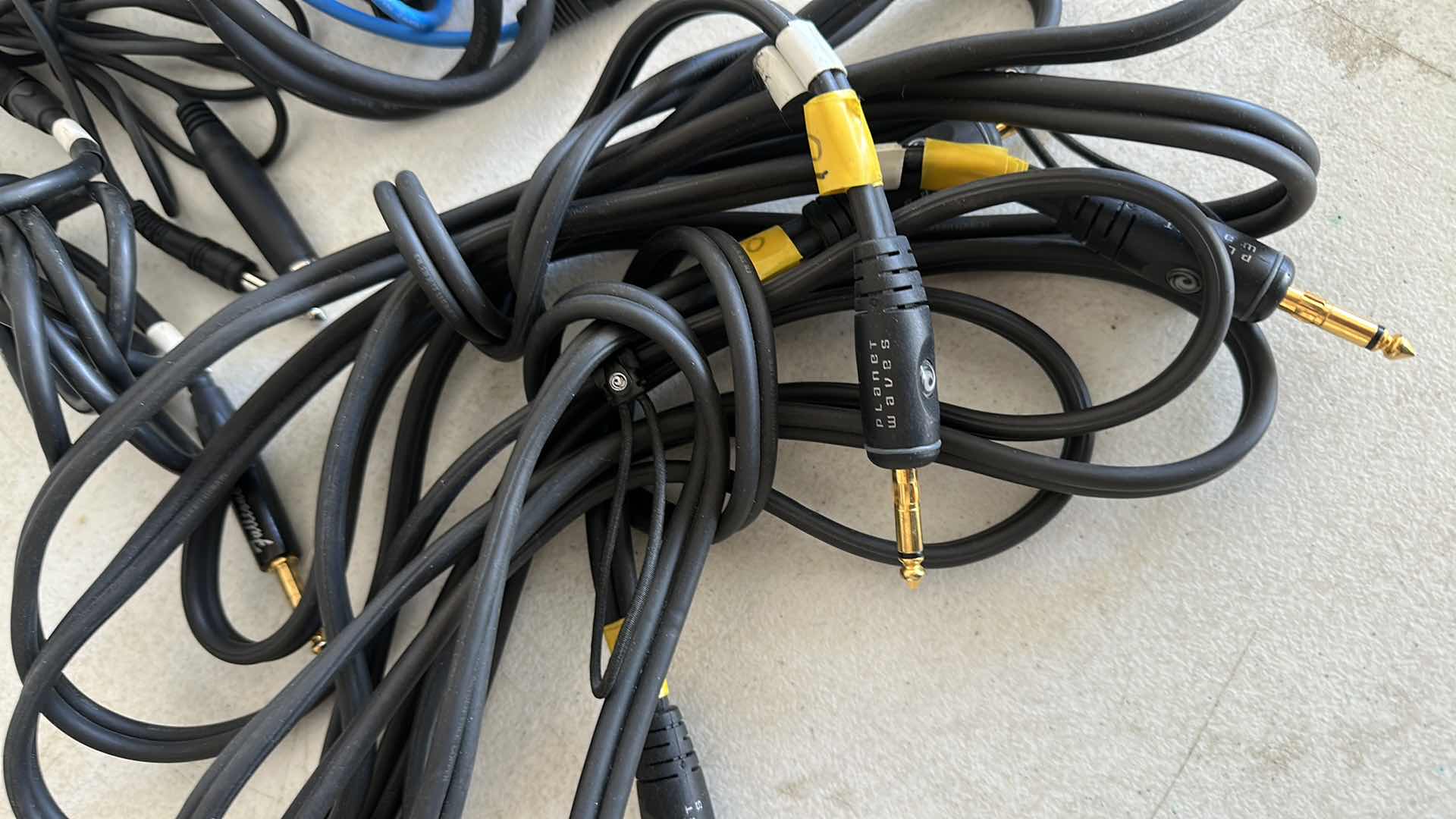 Photo 1 of GUITAR CORDS