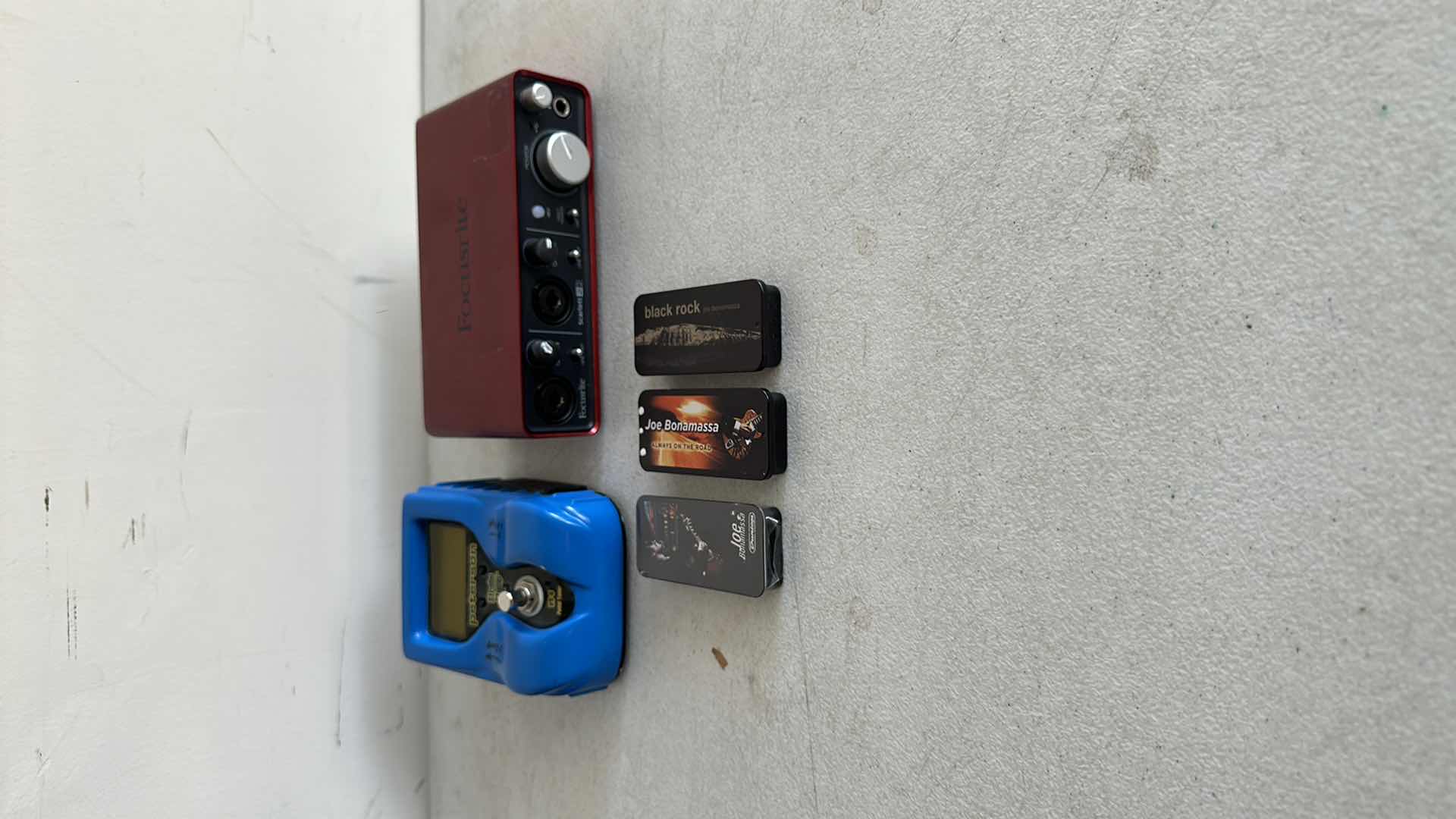 Photo 1 of GUITAR EQUIPMENT AND PICKS