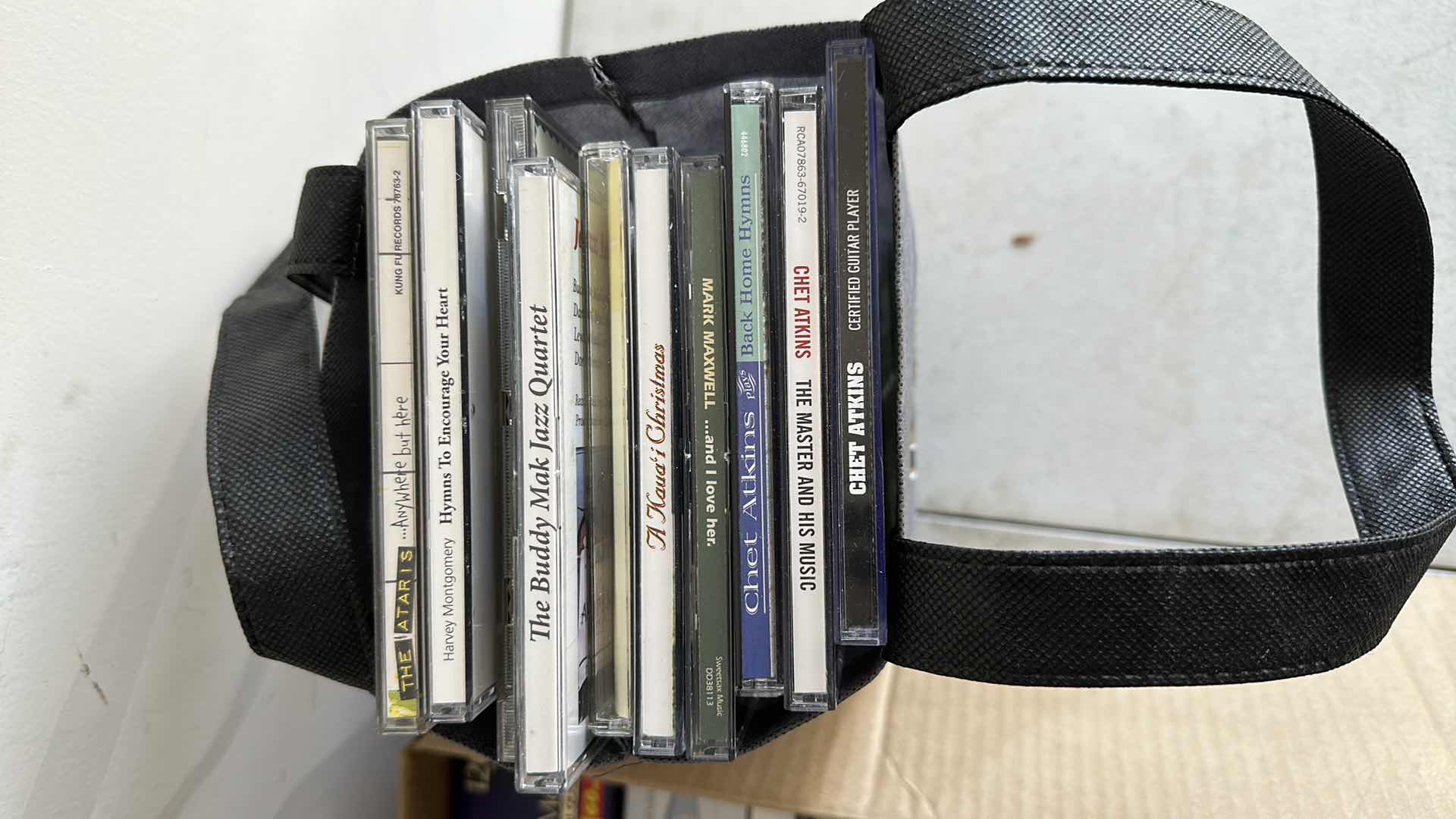 Photo 3 of BOX OF CD’S VARIOUS ARTISTS