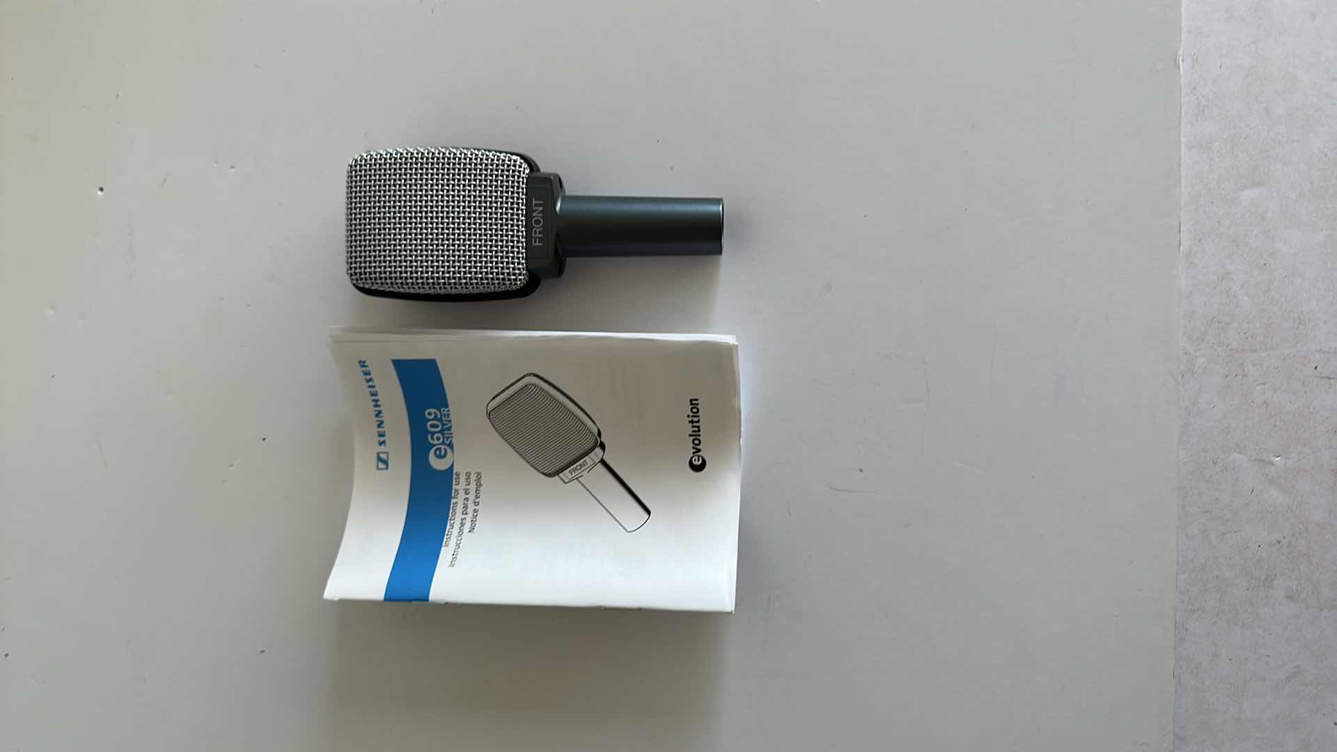 Photo 1 of SENNHEISER MICROPHONE