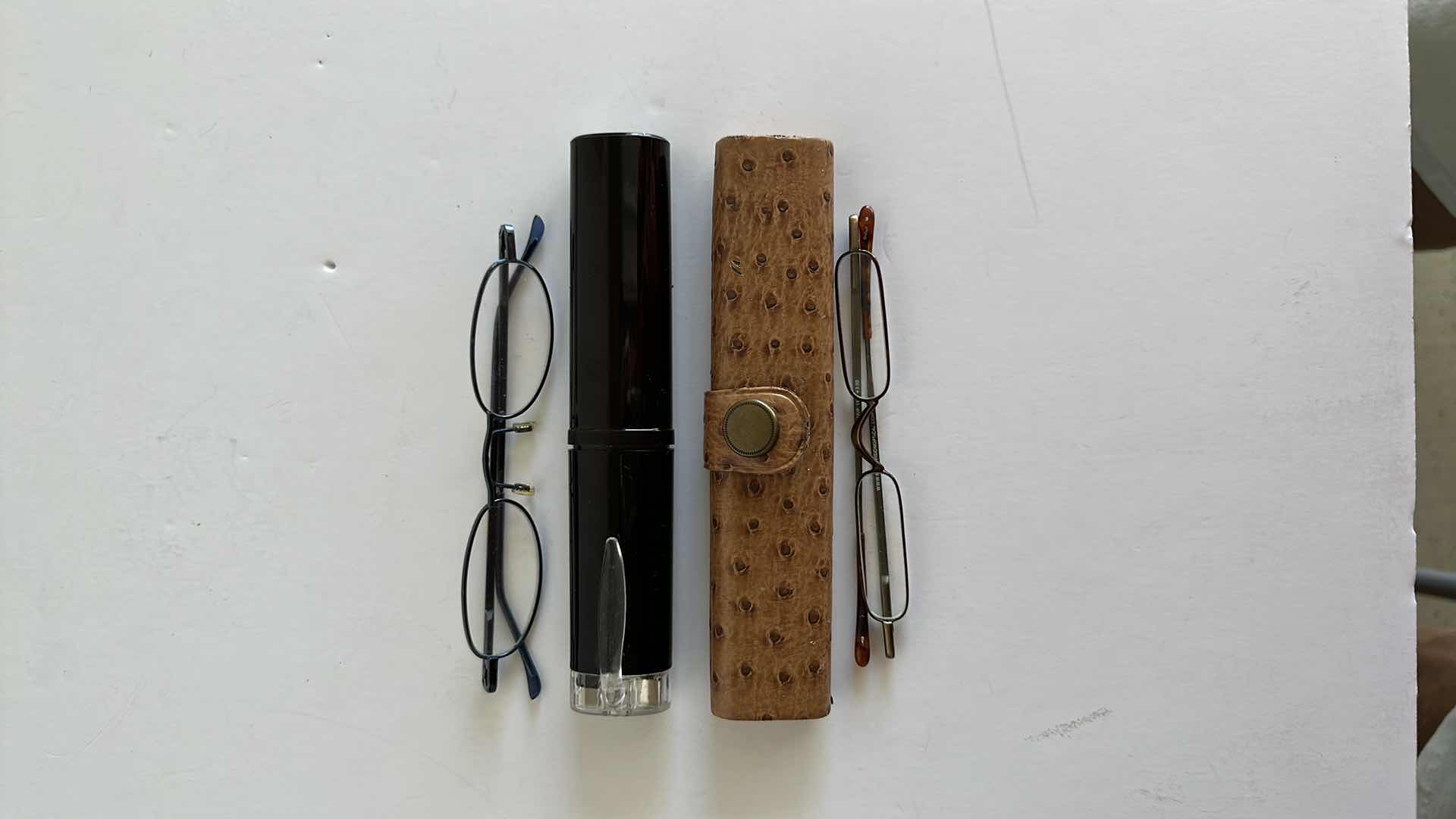 Photo 4 of DECORATIVE EYE GLASSES