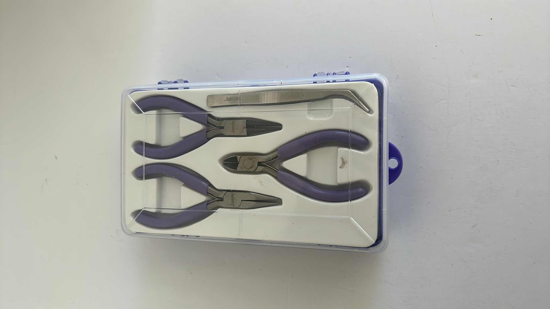 Photo 3 of JEWELRY KIT