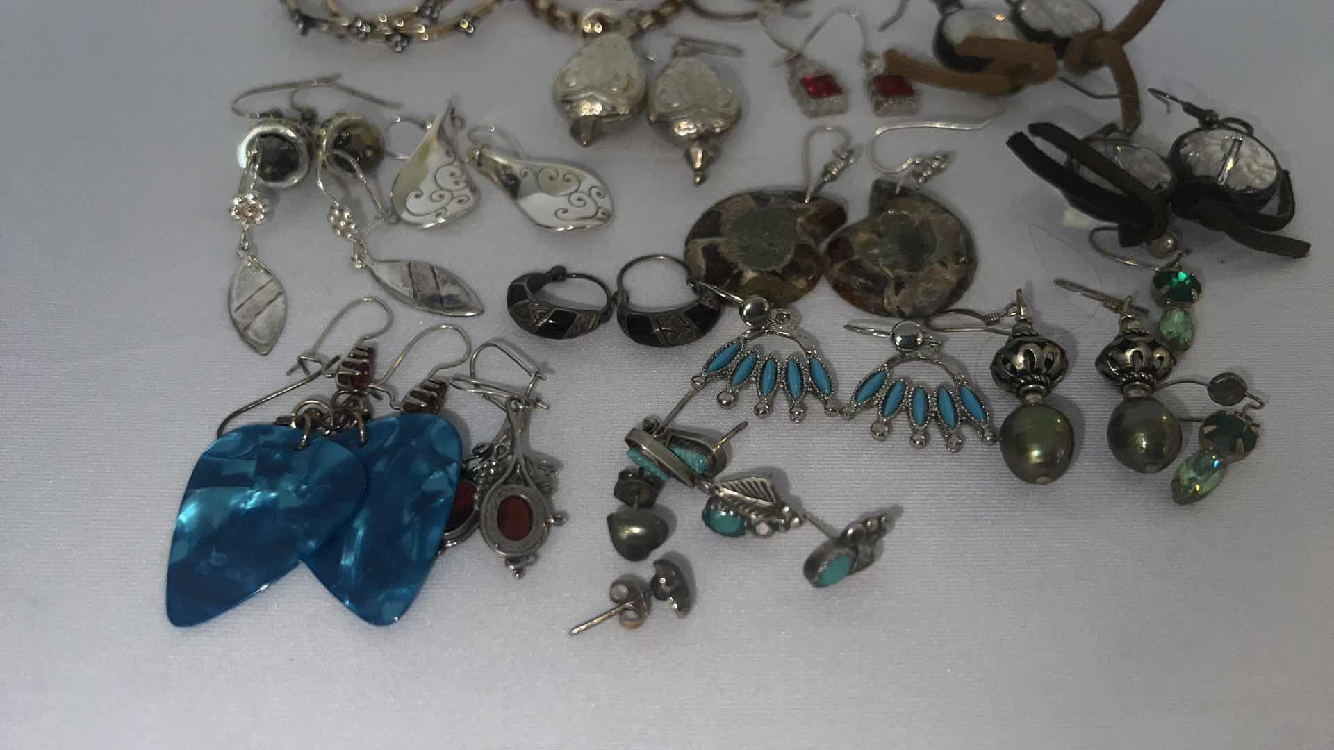 Photo 1 of 21 PAIRS-COSTUME JEWELRY EARRINGS