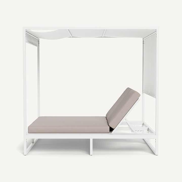 Photo 1 of HARBOUR HAYMAN CURTAIN CABANA- POWDER COATED WHITE ALUMINUM SLING SUSPENSION FRAME, PLUSH HINGED CUSHION FOR 2, MESH CURTAIN-SKU HAYM-07D-ALWHI-BAWHI-PANBLA. MSRP (SHOW ROOM MODEL)