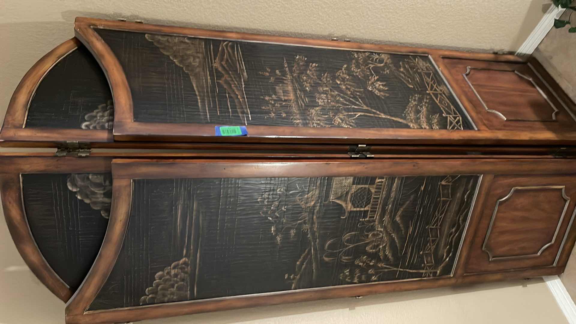 Photo 2 of ETHAN ALLEN CHINOISERIE FLOOR SCREEN 80” x 1” x 78”