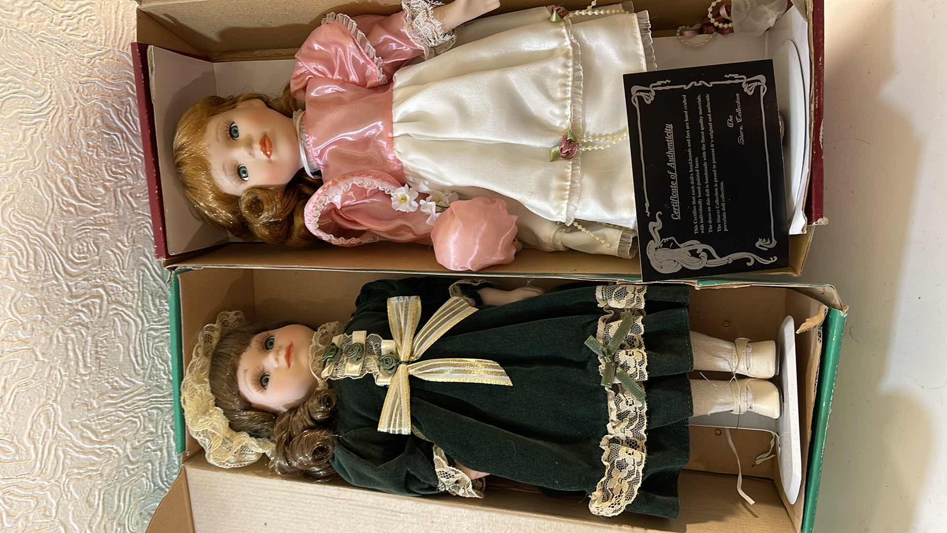 Photo 4 of STARZZ PORCELAIN HAND-PAINTED DOLLS SOME WITH COA 