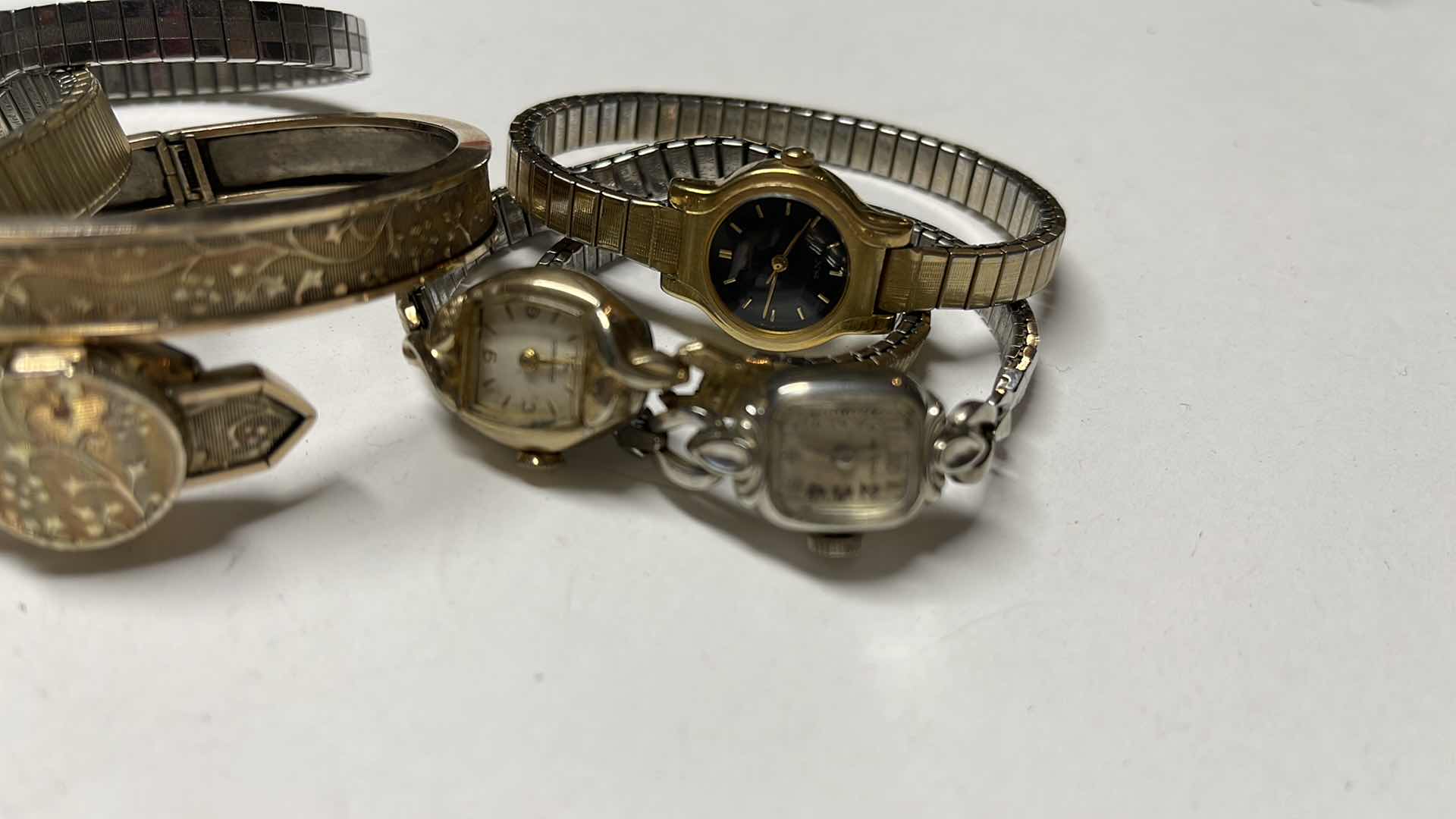 Photo 1 of CROTON, SEIKO, TIMEX, BULOVA, CARAVELLE,