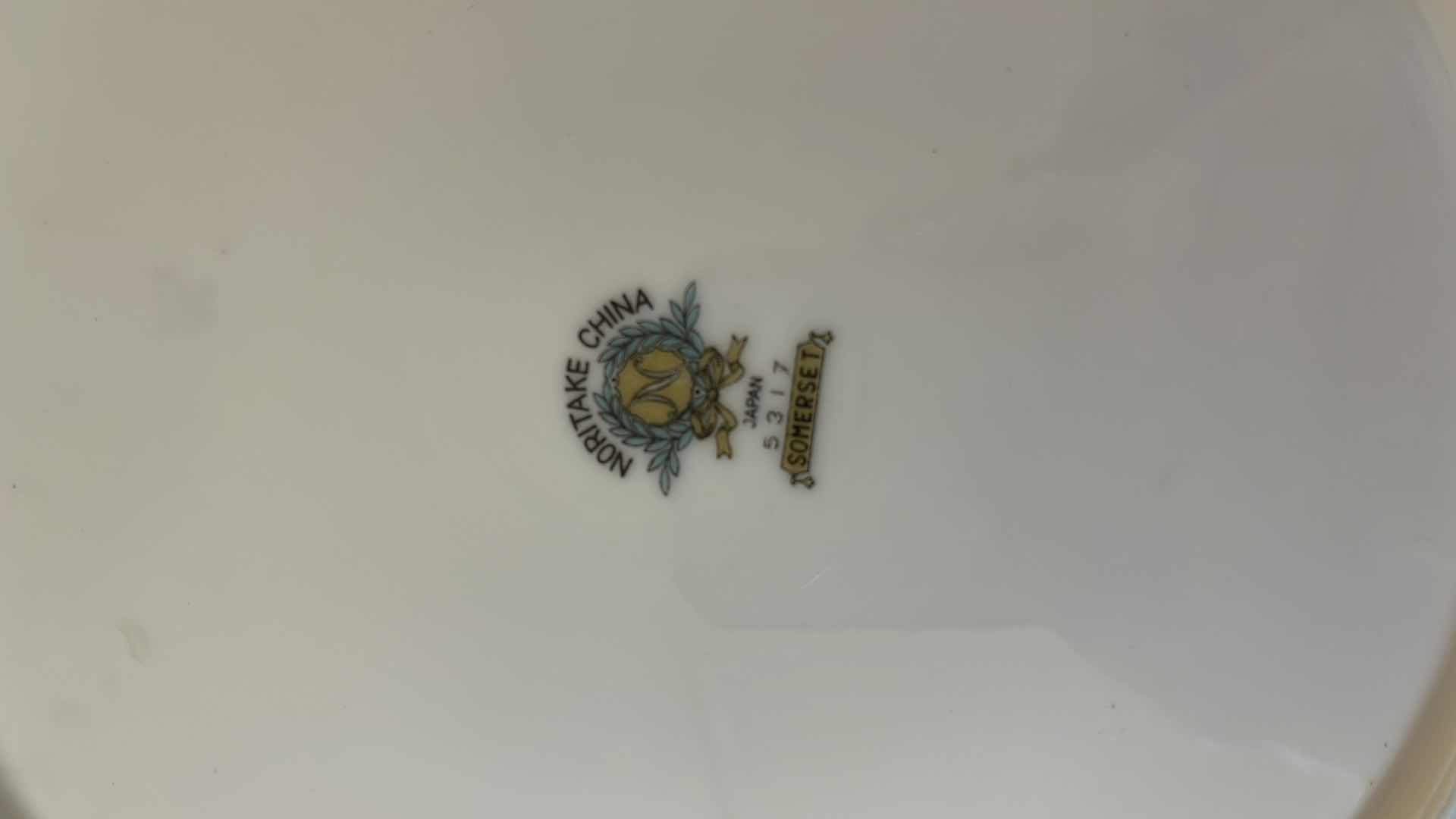 Photo 1 of 7 NORATAKI DINNER PLATES