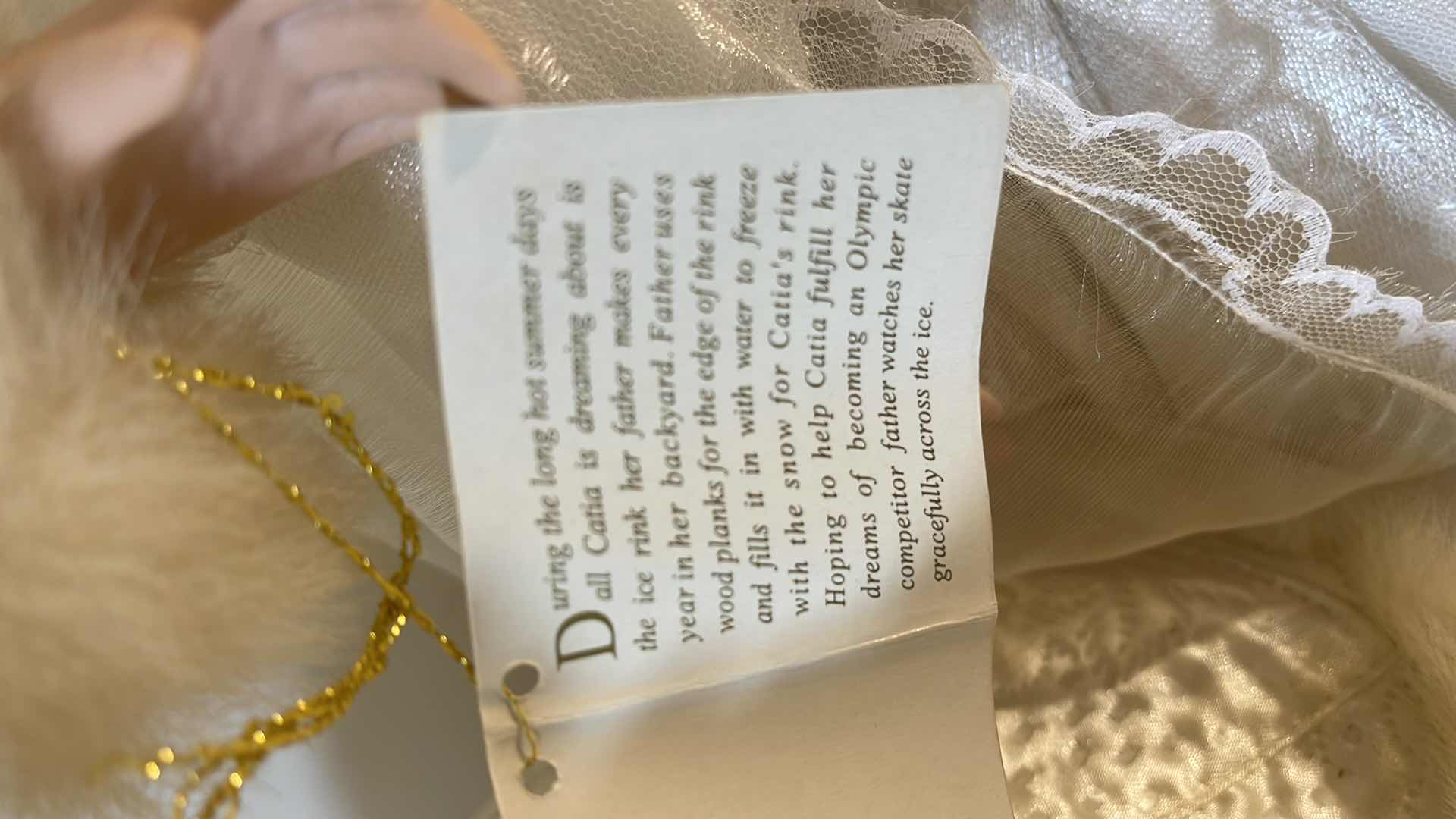 Photo 1 of CHRISTMAS AROUND THE WORLD- LIFES MOST CHERISHED MOMENTS & LIMITED EDITION