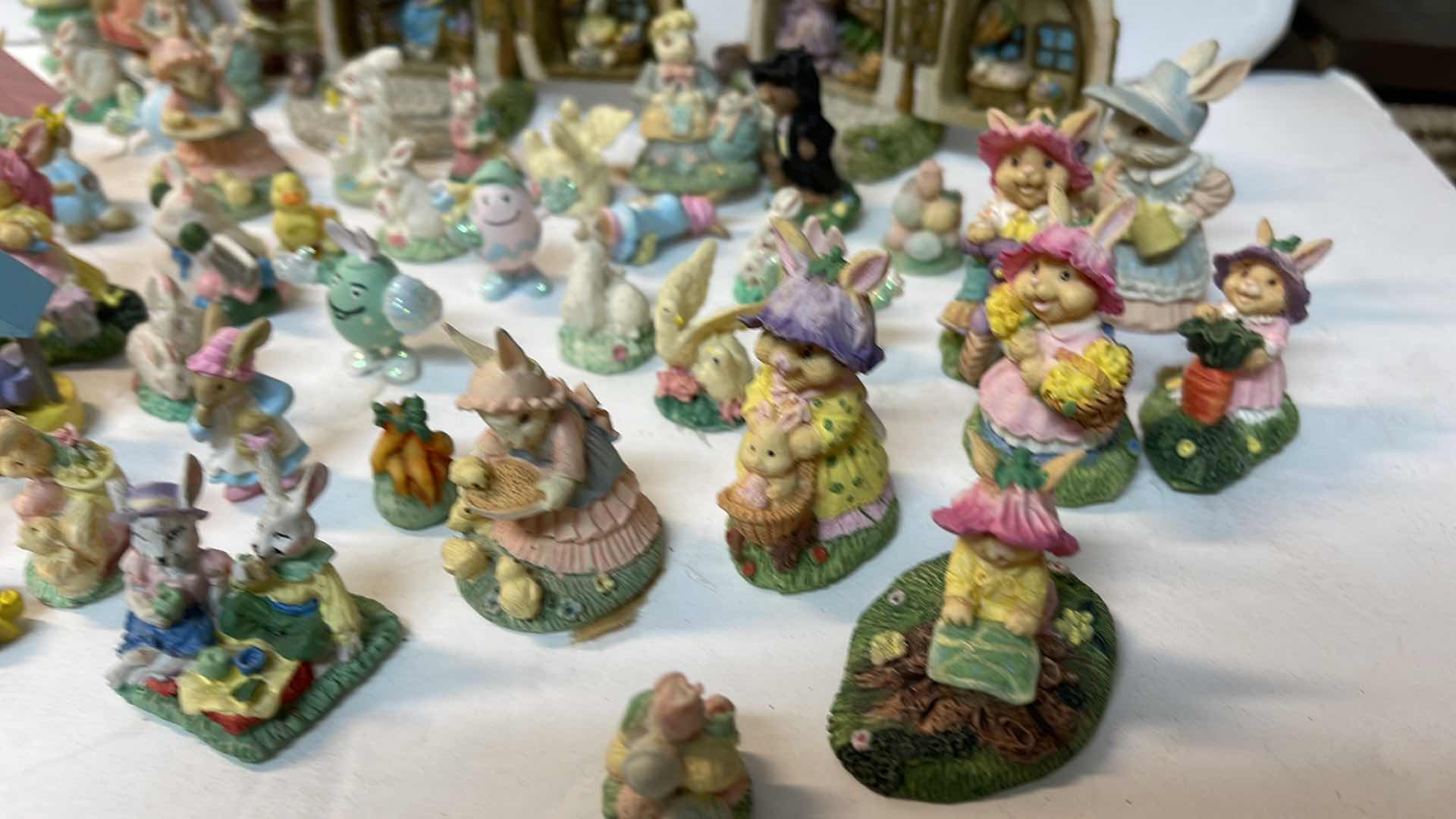 Photo 1 of EASTER MNIATURES