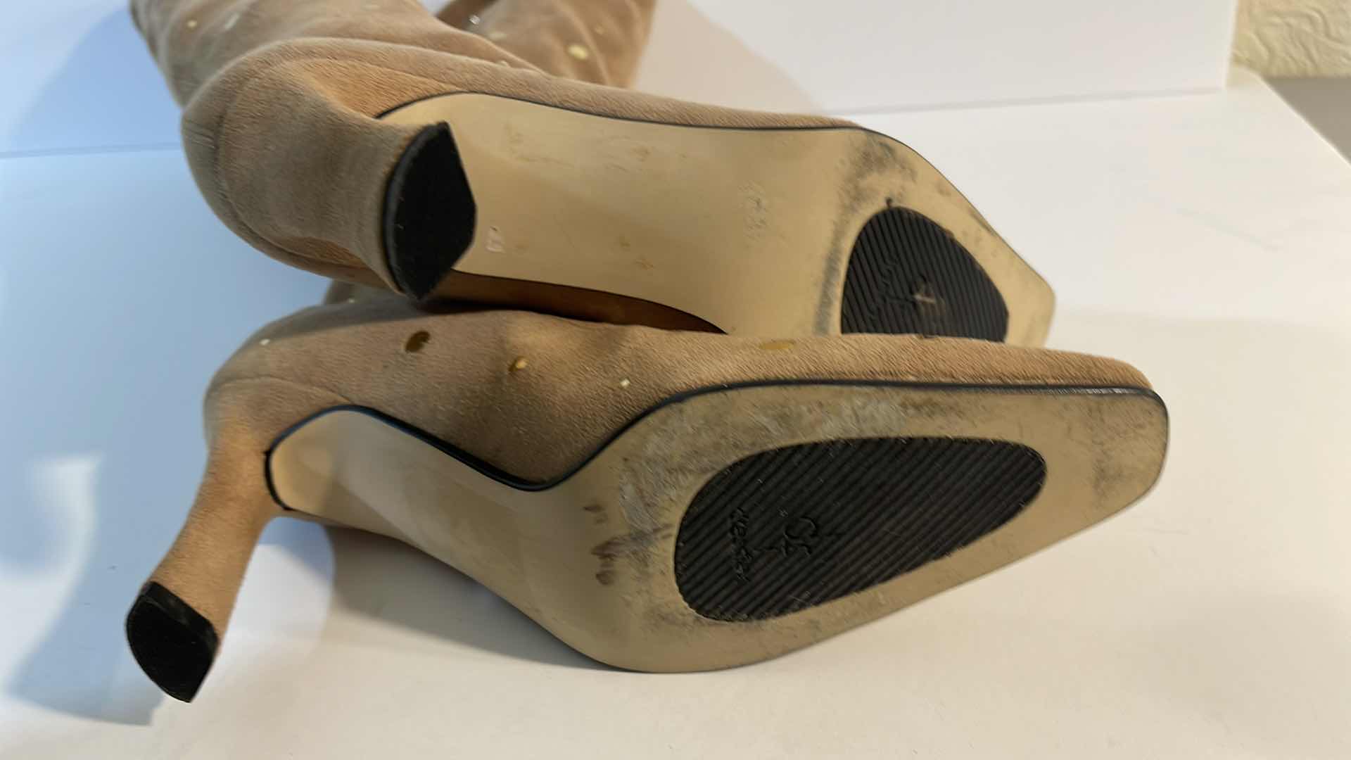 Photo 3 of BOOTS LEATHER SIZE 7.5 