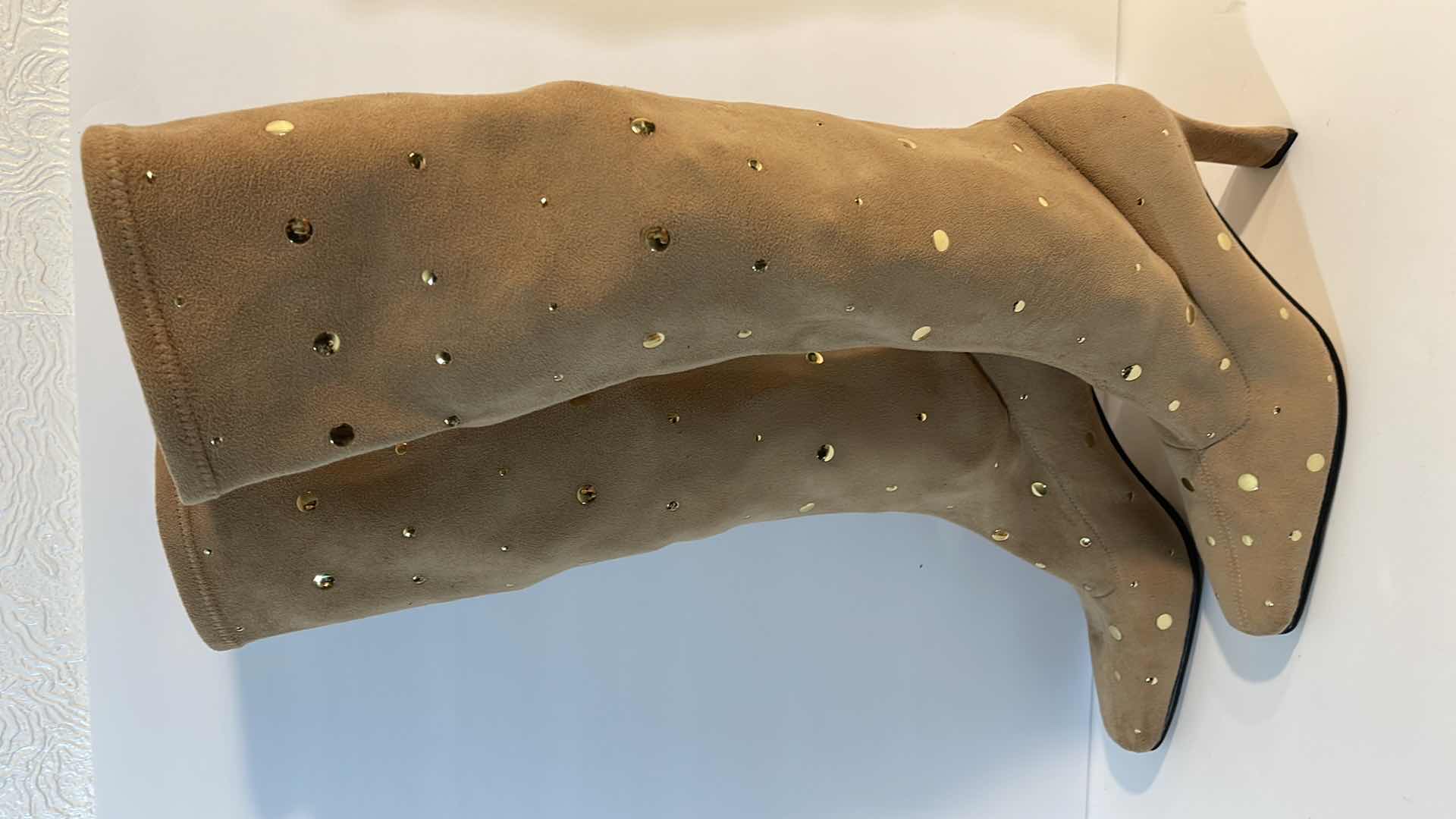 Photo 2 of BOOTS LEATHER SIZE 7.5 