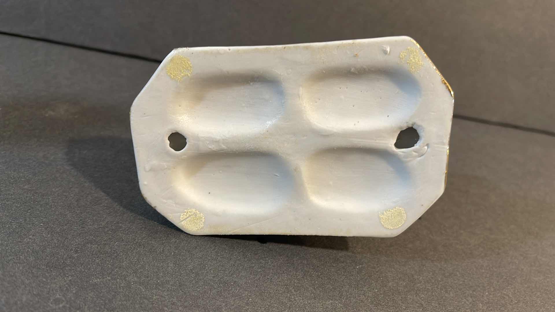 Photo 1 of CAPODIMONTE PORCELAIN WHITE & GOLD CAT WITH SWAROVSKI CRYSTAL BALL MADE IN ITALY