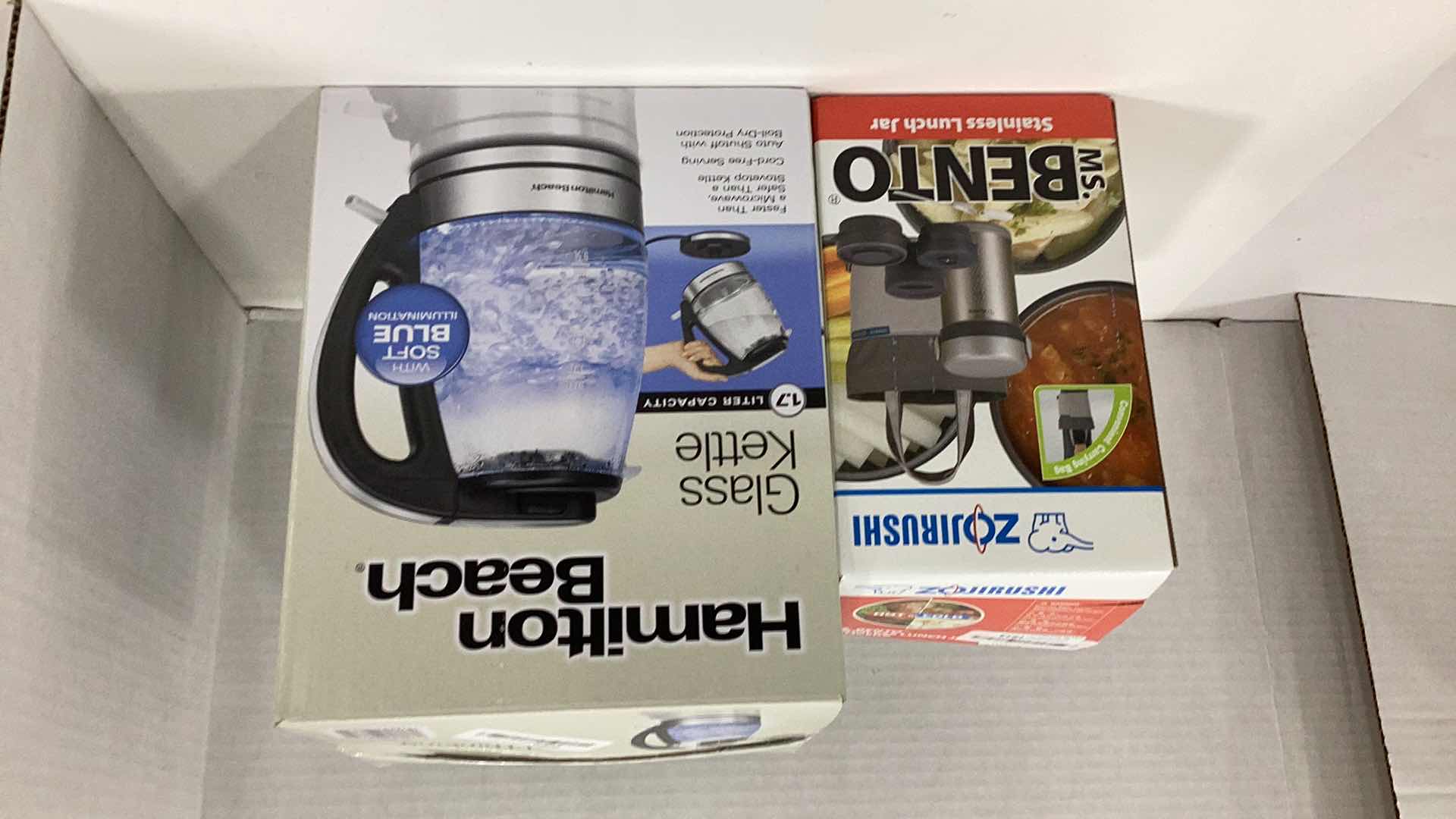 Photo 1 of HAMILTON BEACH GLASS KETTLE AND ZOJIRUSHI STAINLESS LUNCH JAR