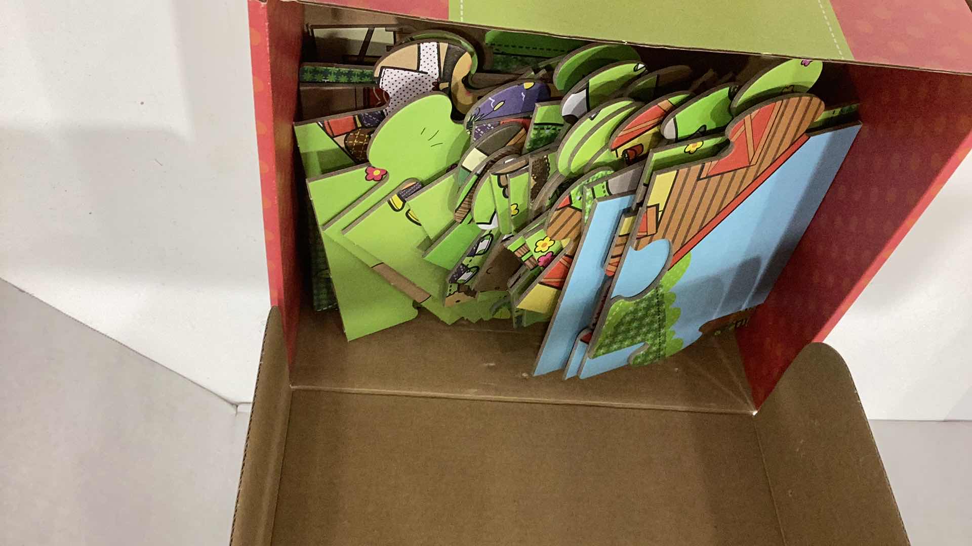 Photo 1 of MELISSA AND DOUG ON THE FARM GIANT FLOOR PUZZLE