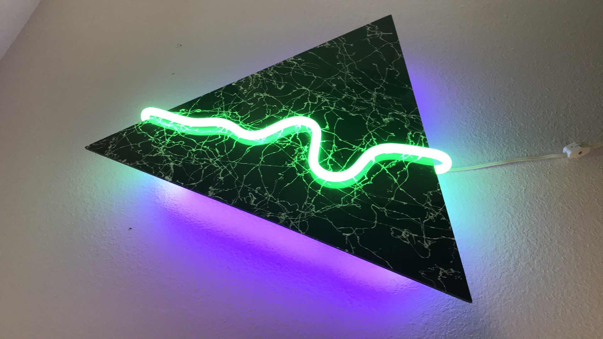 Photo 1 of NEON TRIANGLE ART LIGHT  