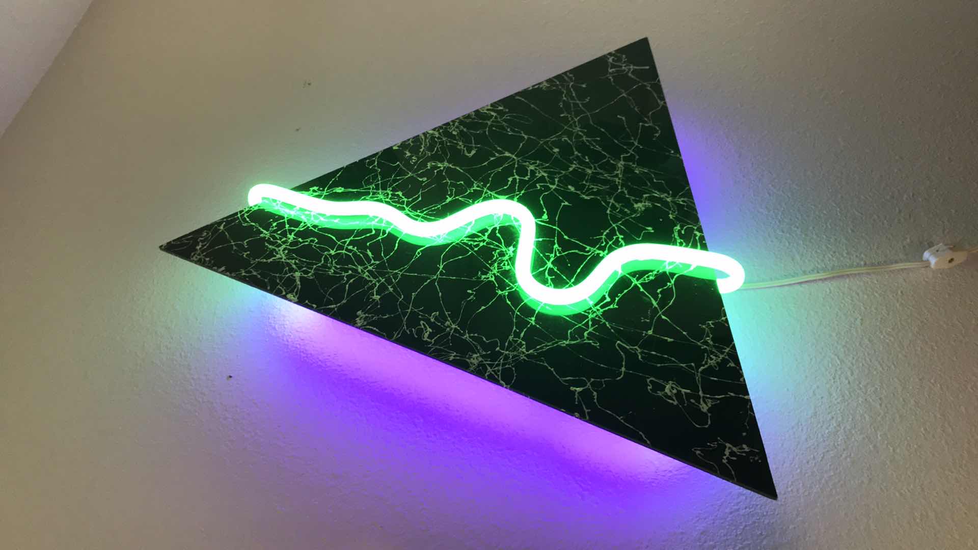 Photo 1 of NEON TRIANGLE ART LIGHT  