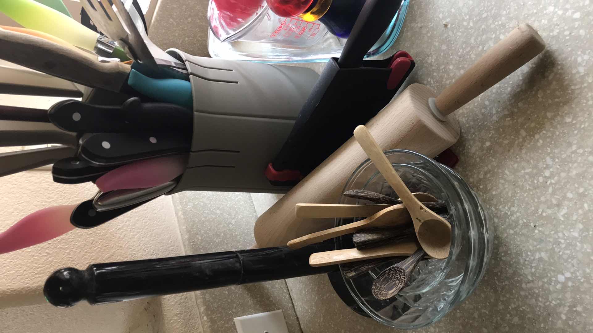 Photo 1 of COLLECTION OF KITCHEN ITEMS