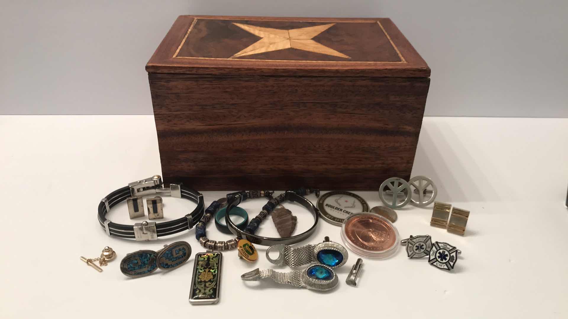 Photo 1 of MENS VALETS , CUFFLINKS, BRACELETS & MORE 