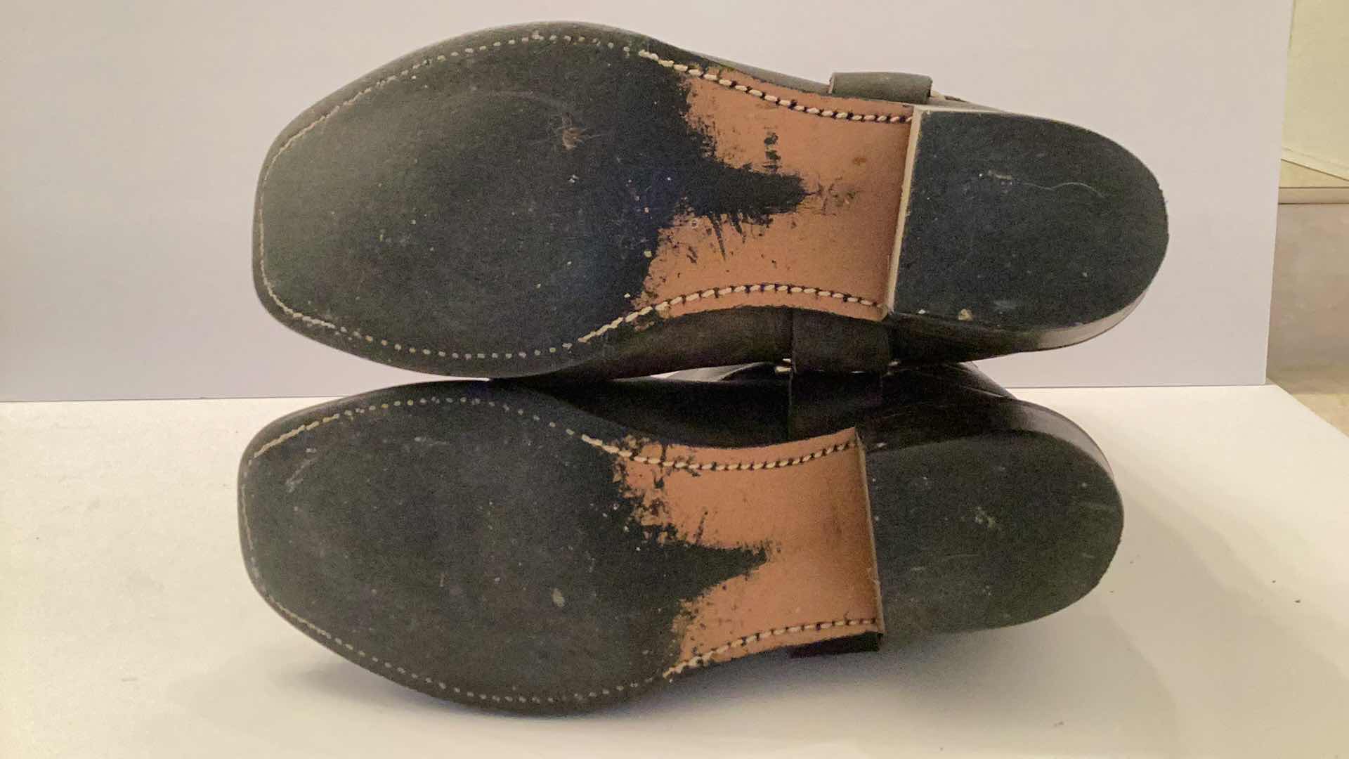 Photo 4 of MENS LEATHER BOOTS SIZE 11