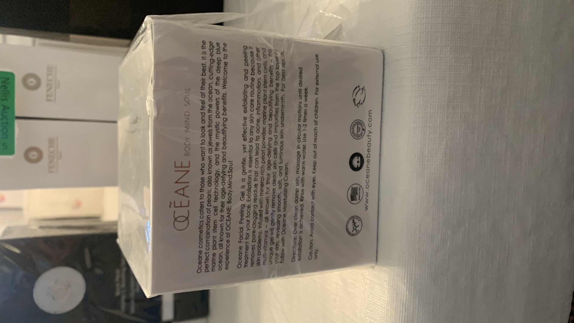 Photo 1 of OCEAN BODY MIND SOUL WHITE PEARL FACIAL PEELING GEL