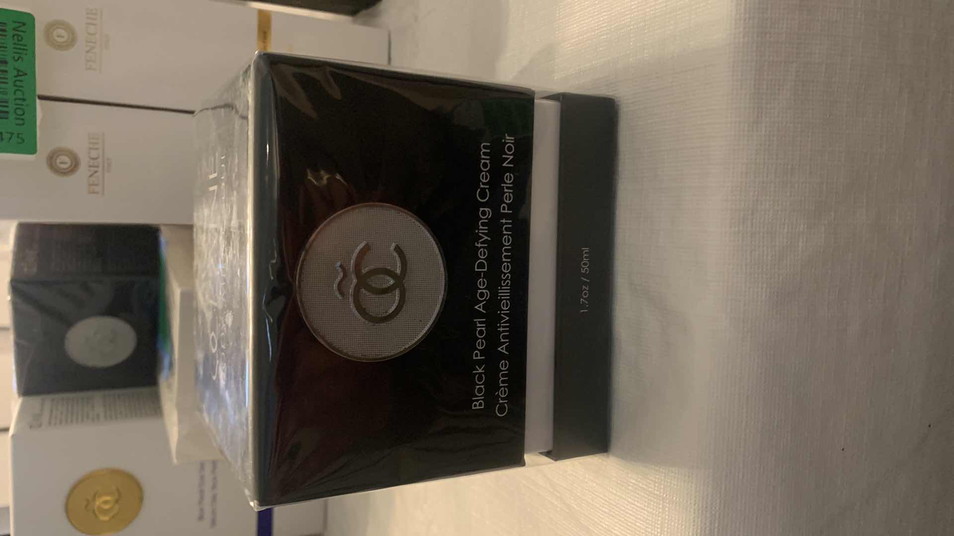 Photo 1 of OCEANE BODY MIND SOUL BLACK PEARL AGE DEFYING CREAM