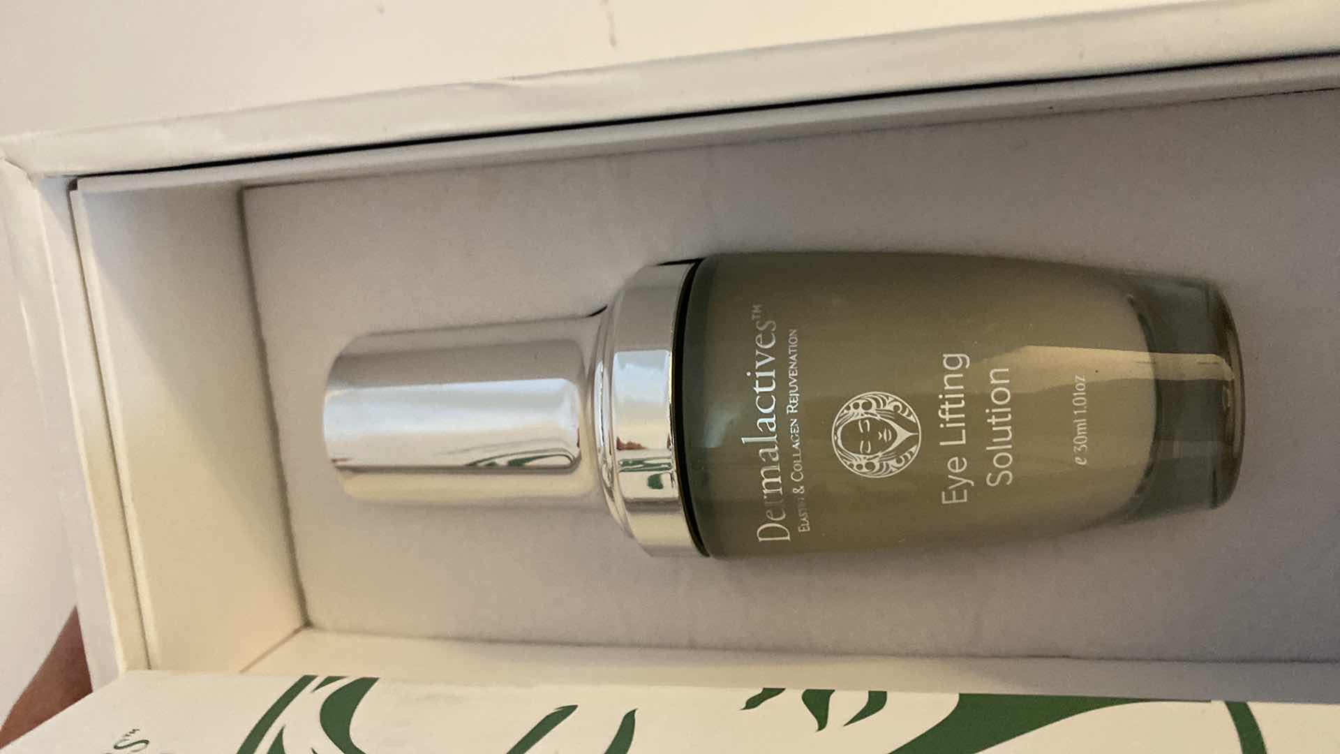 Photo 1 of DERMALACTIVES EYE LIFTING SOLUTION 1.01oz. $450