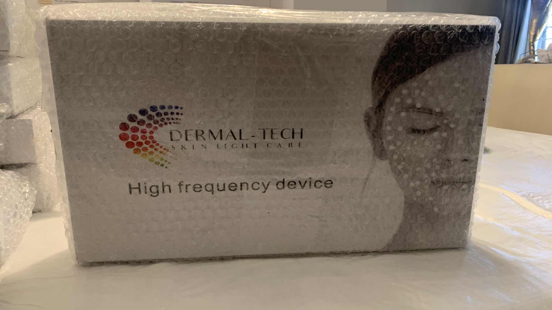 Photo 3 of DERMAL TECH SKIN LIGHT CARE HIGH FREQUENCY DEVICE $1,200