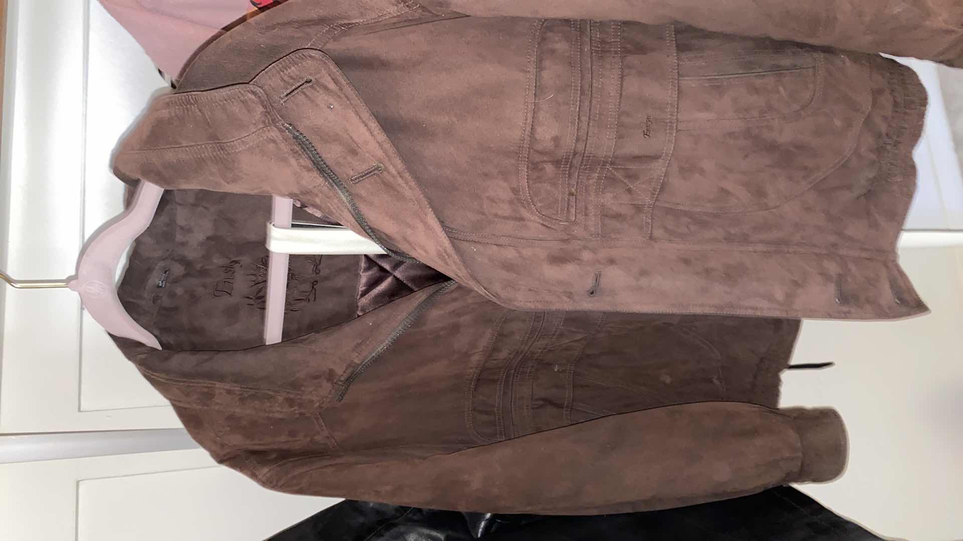 Photo 1 of MENS SIZE MEDIUM CALVIN KLEIN LEATHER JACKET AND FABRIC JACKET UNKNOWN BRAND