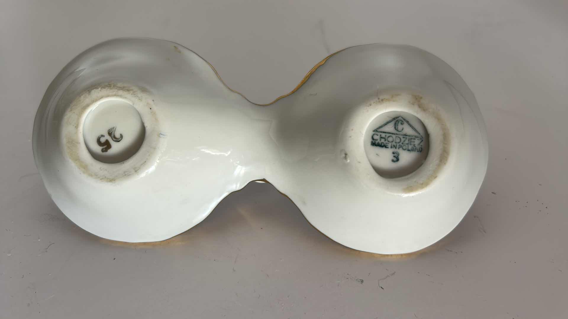 Photo 1 of HOME DECOR ASSORTMENT (HOLDERS NOT INCLUDED)