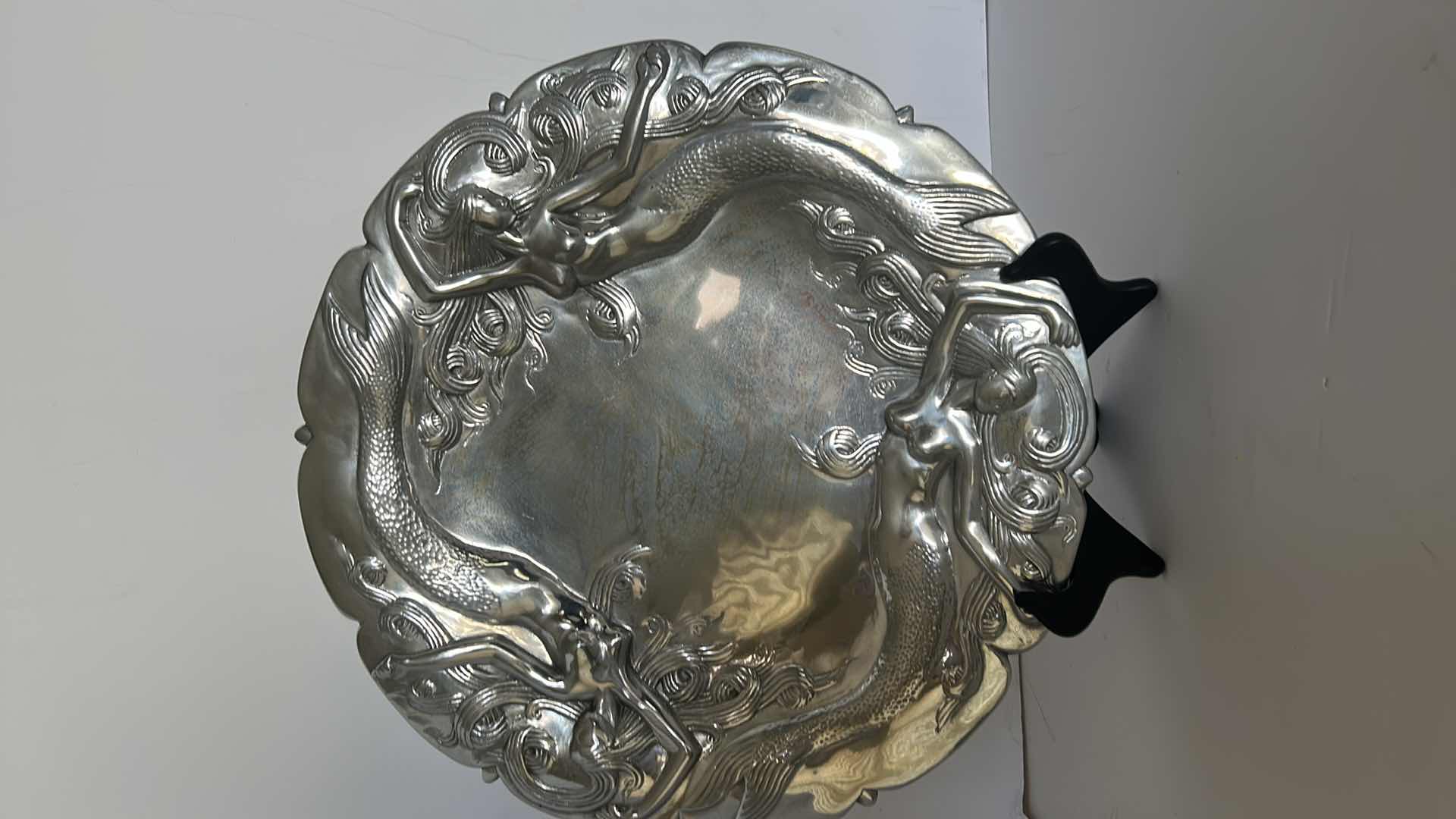 Photo 1 of THE PINTEL COLLECTION OVEN SAFE NON TOXIC HEAT AND COLD RETENTION 16” MERMAID PLATTER (STAND NOT INCLUDED)