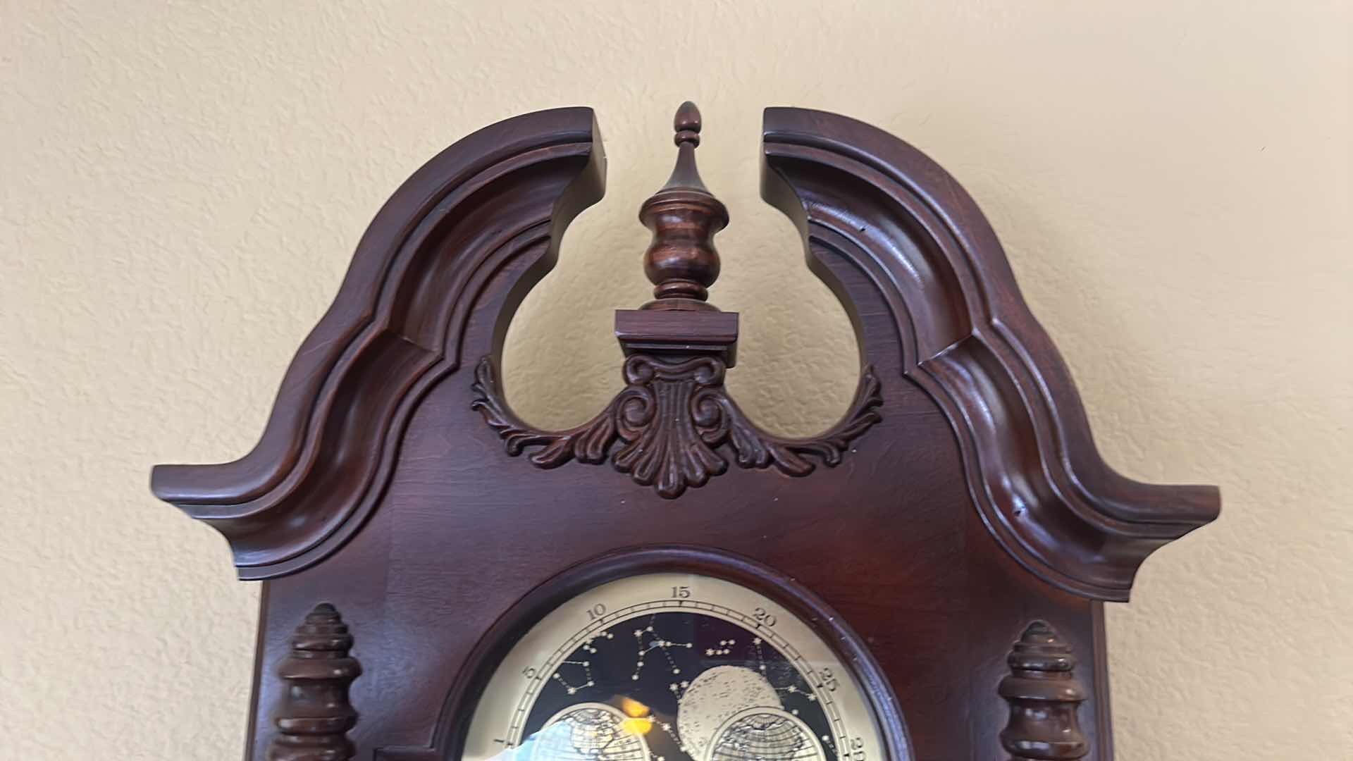 Photo 1 of HOWARD MILLER DUAL CHIME PENDULUM CLOCK, WORKING H32”