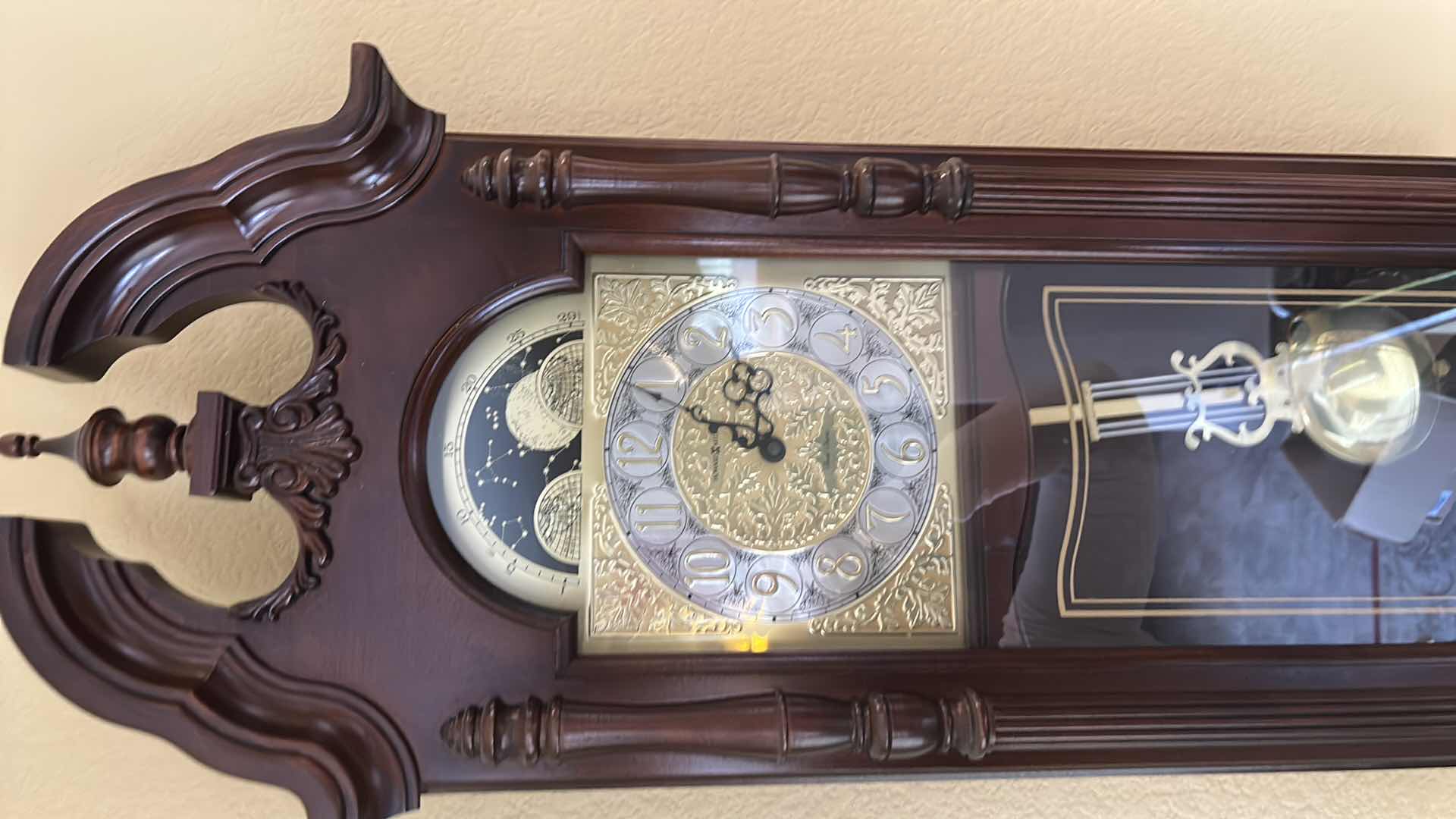 Photo 1 of HOWARD MILLER DUAL CHIME PENDULUM CLOCK, WORKING H32”