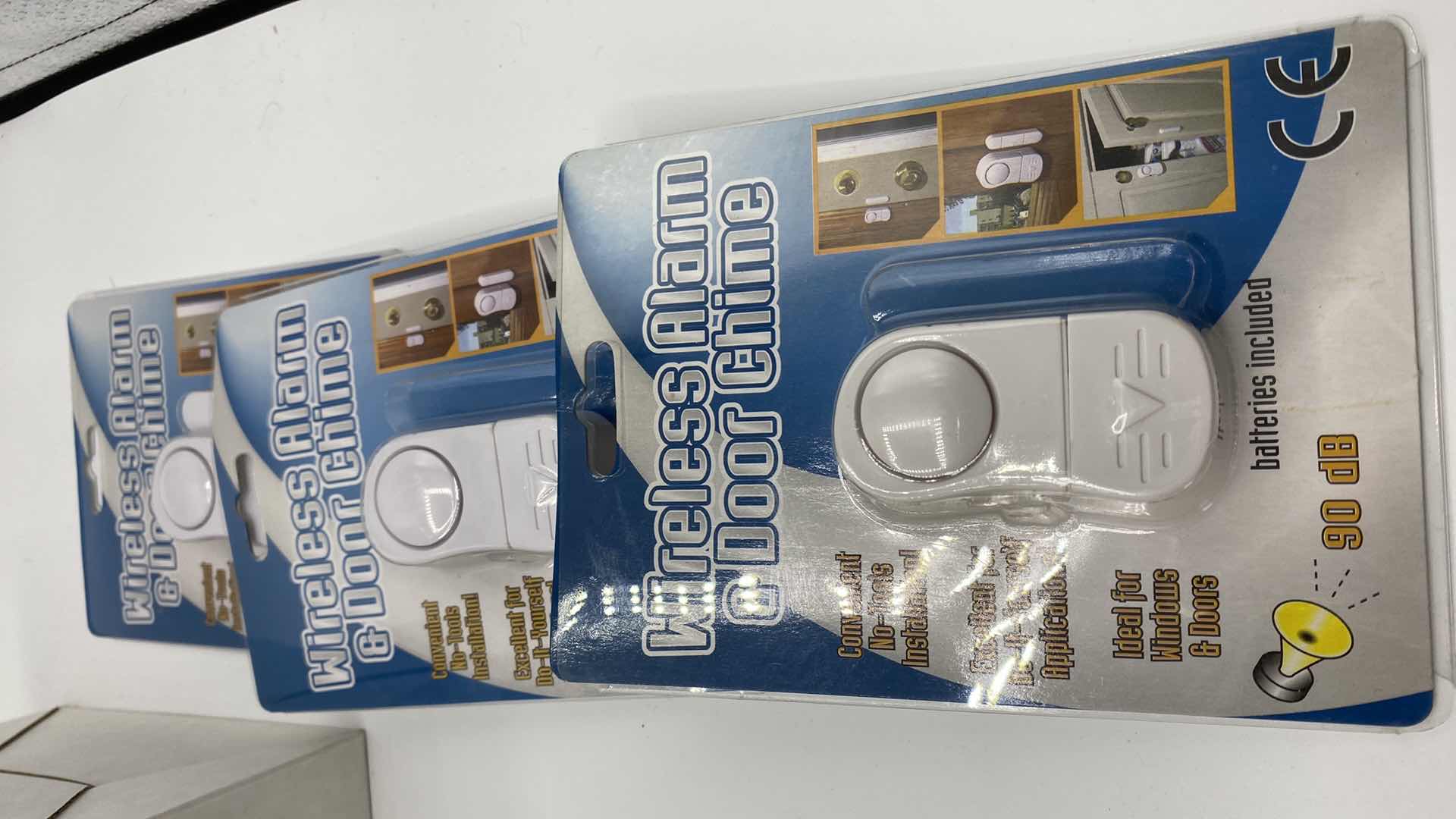 Photo 1 of SONIC BATTERY POWERED JEWELRY CLEANER AND WIRELESS ALARM DOOR CHIMES