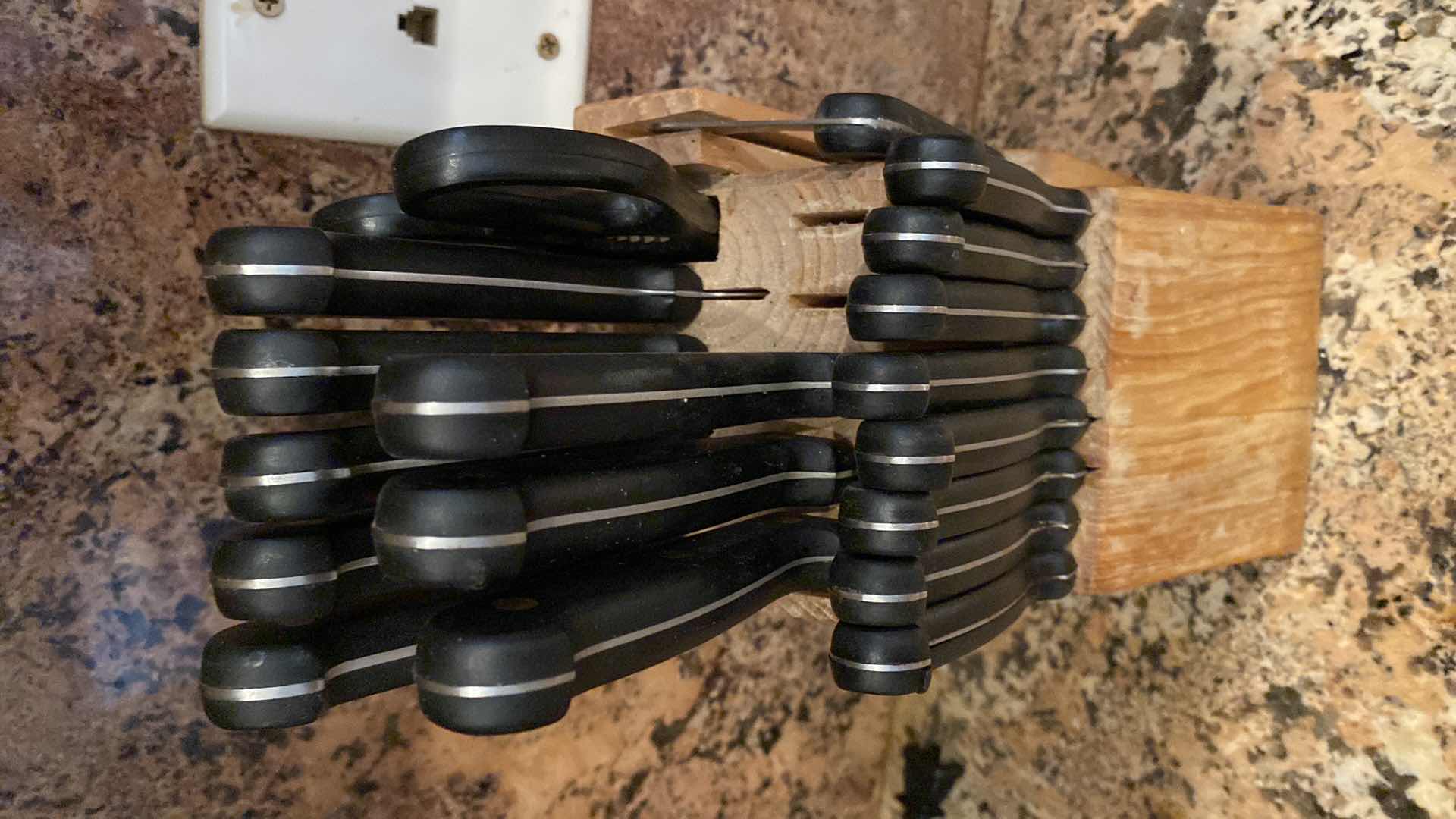 Photo 1 of KNIFE SET WITH BLOCK