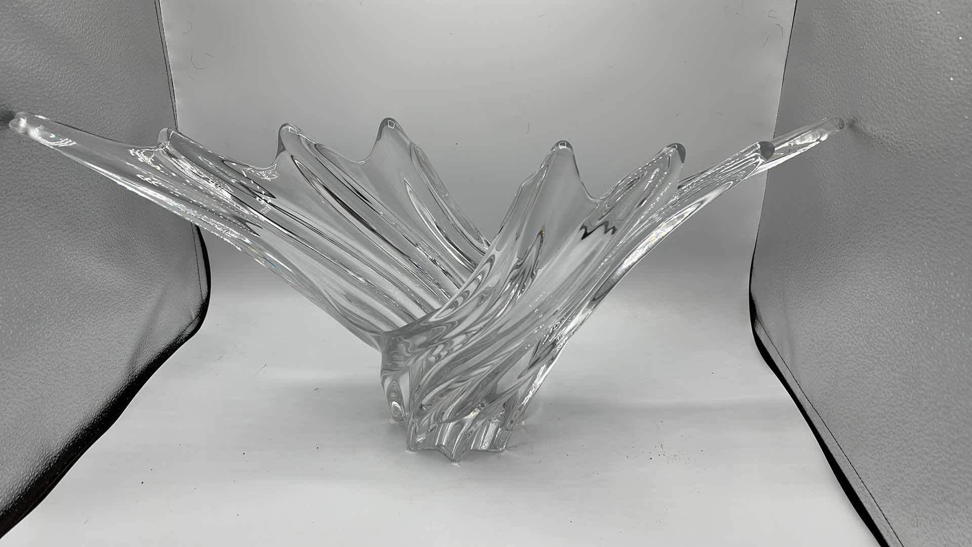 Photo 1 of VANNES CRYSTAL FRENCH CENTER BOWL 24” x 11”