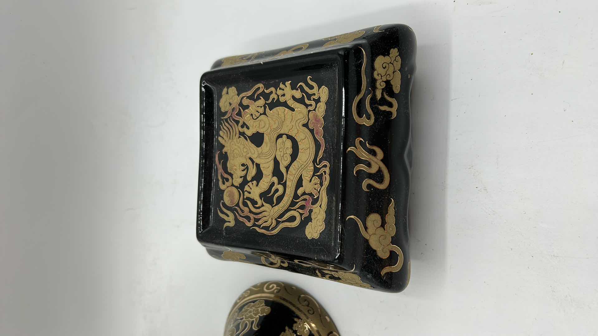 Photo 3 of 2 PIECE ASIAN INSPIRED HOME DECOR, DRAGON DESIGN