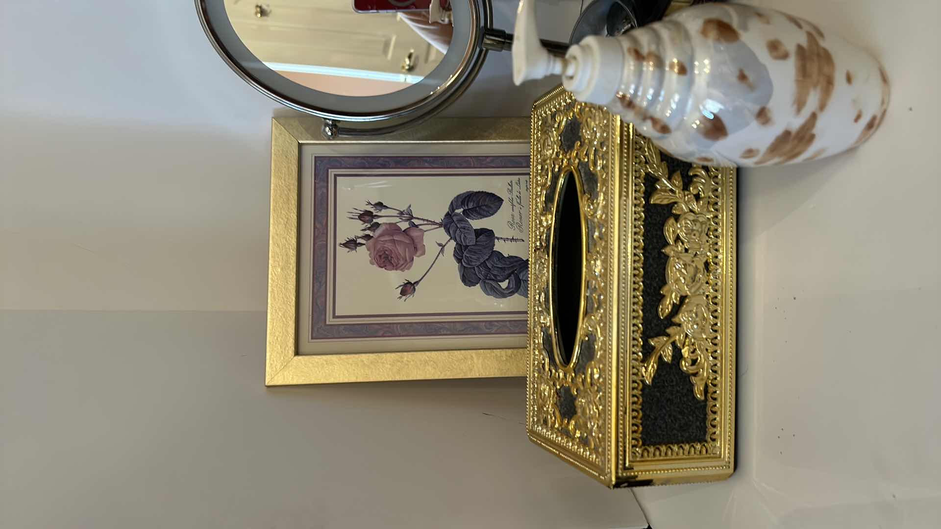 Photo 1 of BATHROOM DECOR AND ACCESSORIES