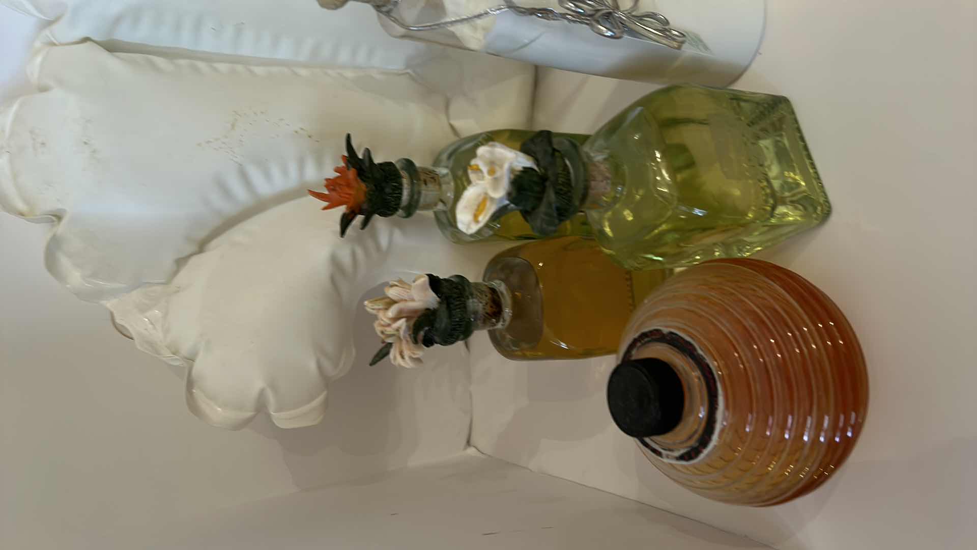 Photo 1 of BATHROOM ASSORTMENT