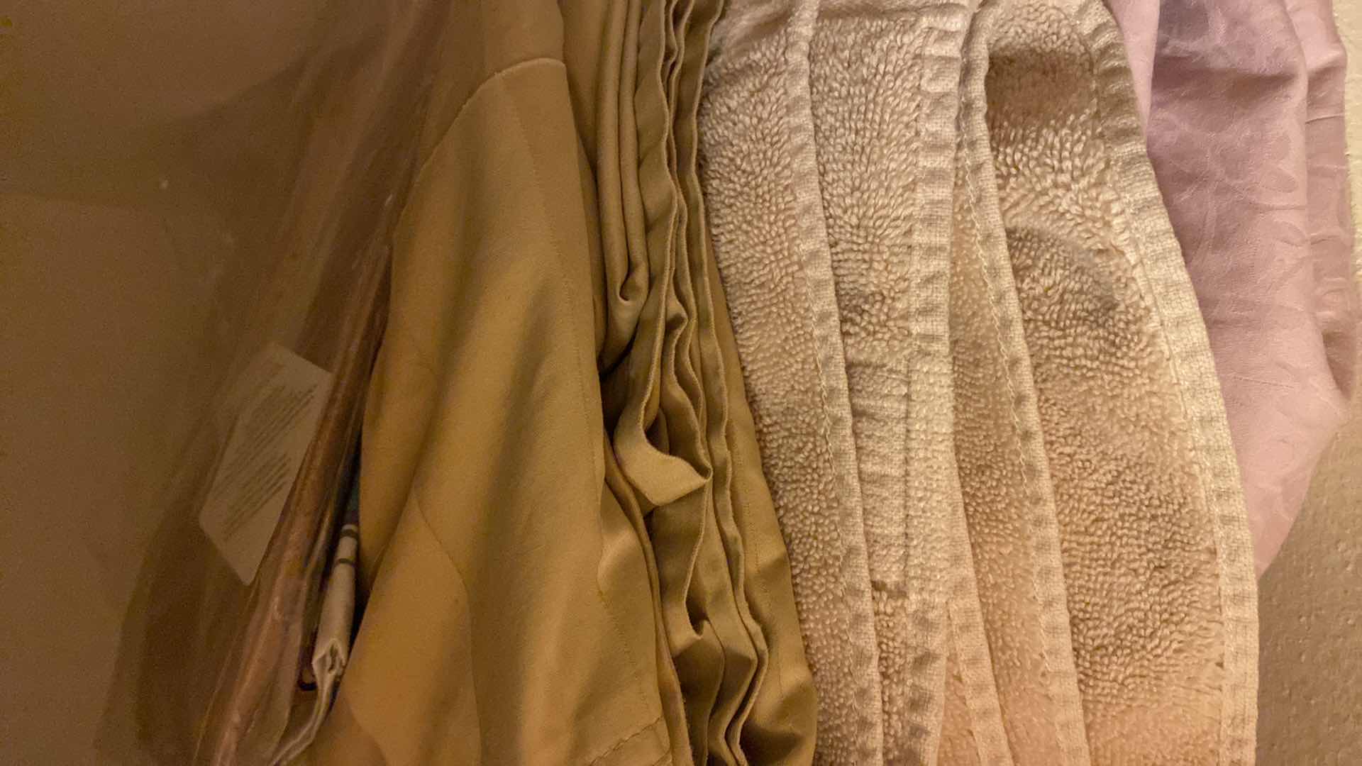 Photo 1 of CONTENTS OF SHELF LAUNDRY CLOSET LINENS, MINI SEW MACHINE BLOW DRYER