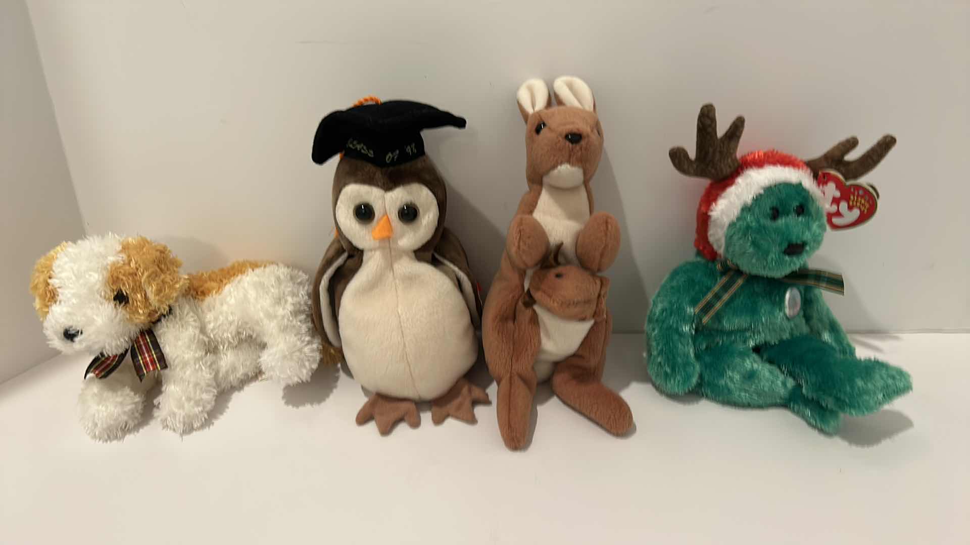 Photo 3 of 10 COLLECTIBLE BEANIE BABIES