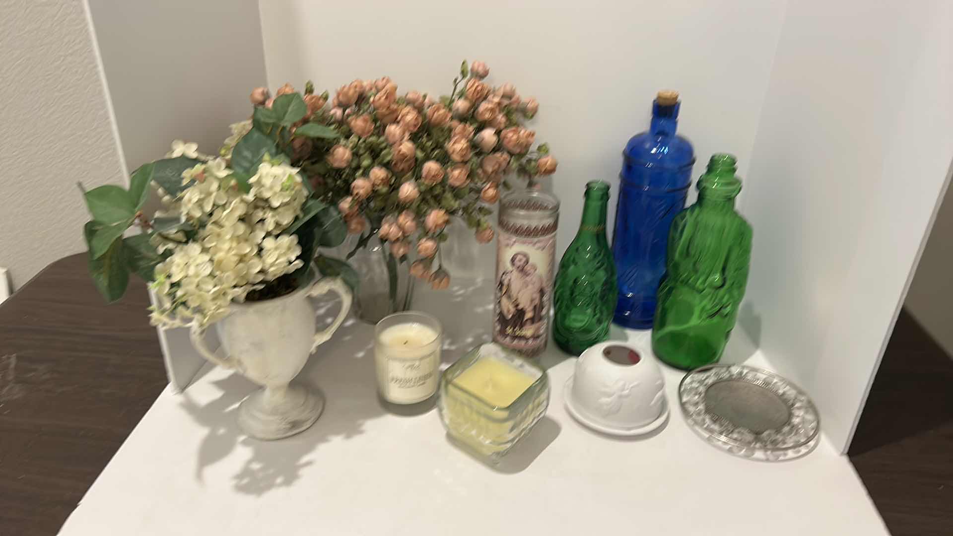 Photo 1 of 10 PIECE HOME DECOR ASSORTMENT