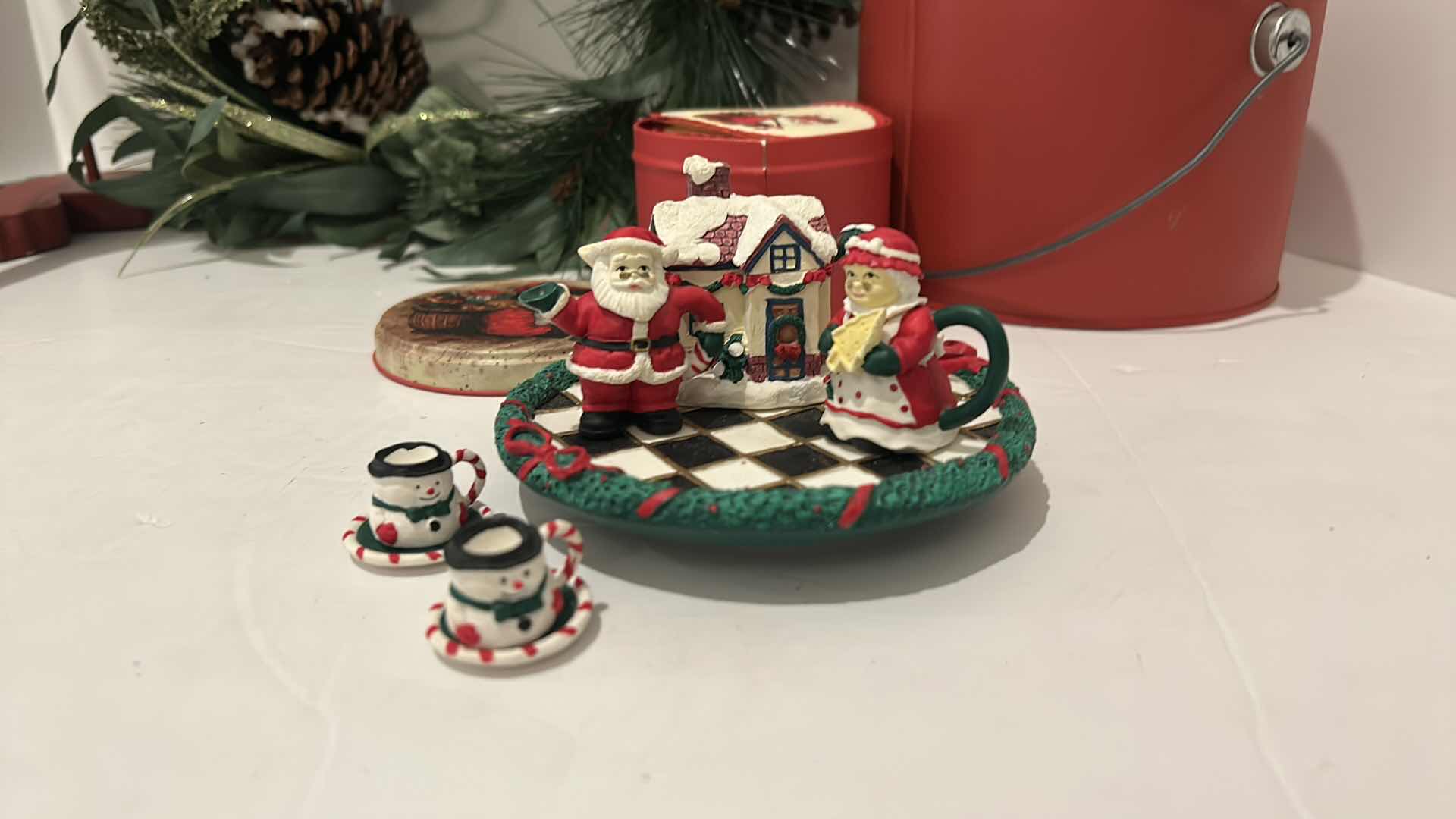 Photo 6 of MISC CHRISTMAS ASSORTMENT