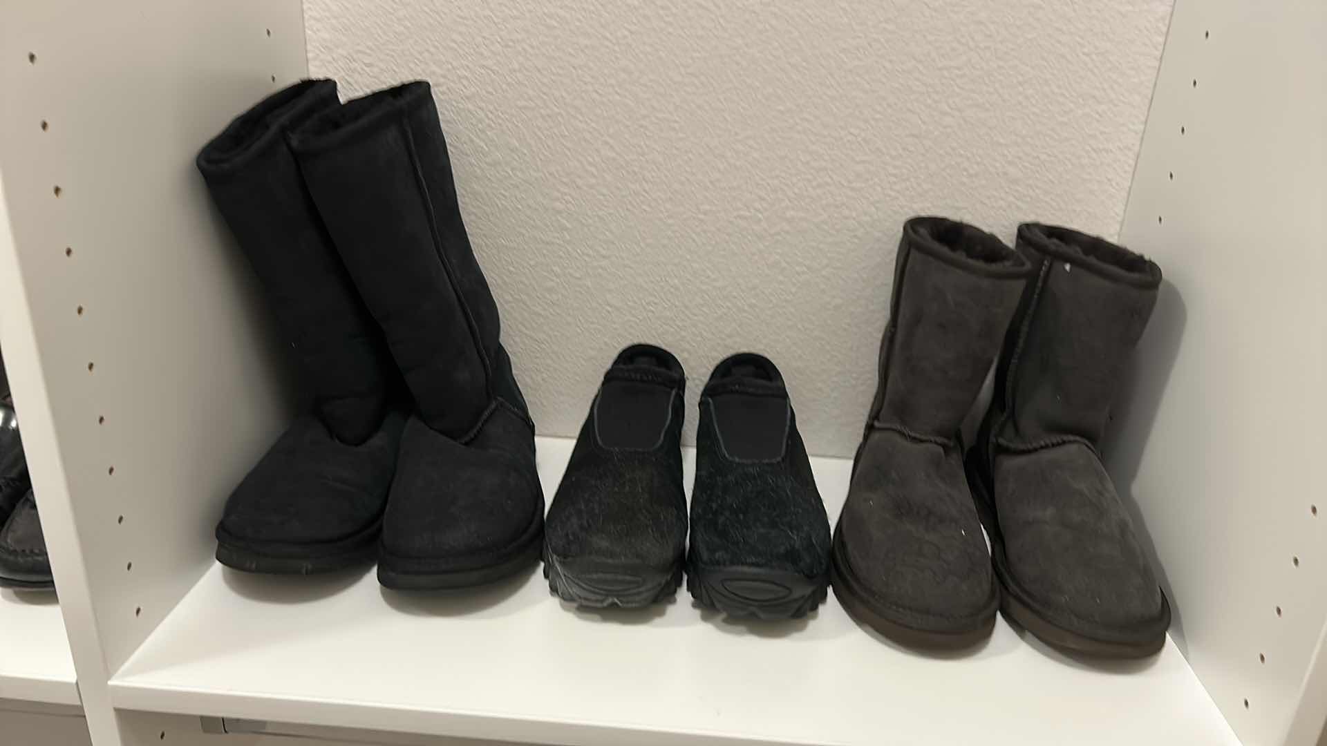 Photo 7 of 3 PAIRS OF WOMENS SNOW BOOTS AND SHOES SIZE 7.5