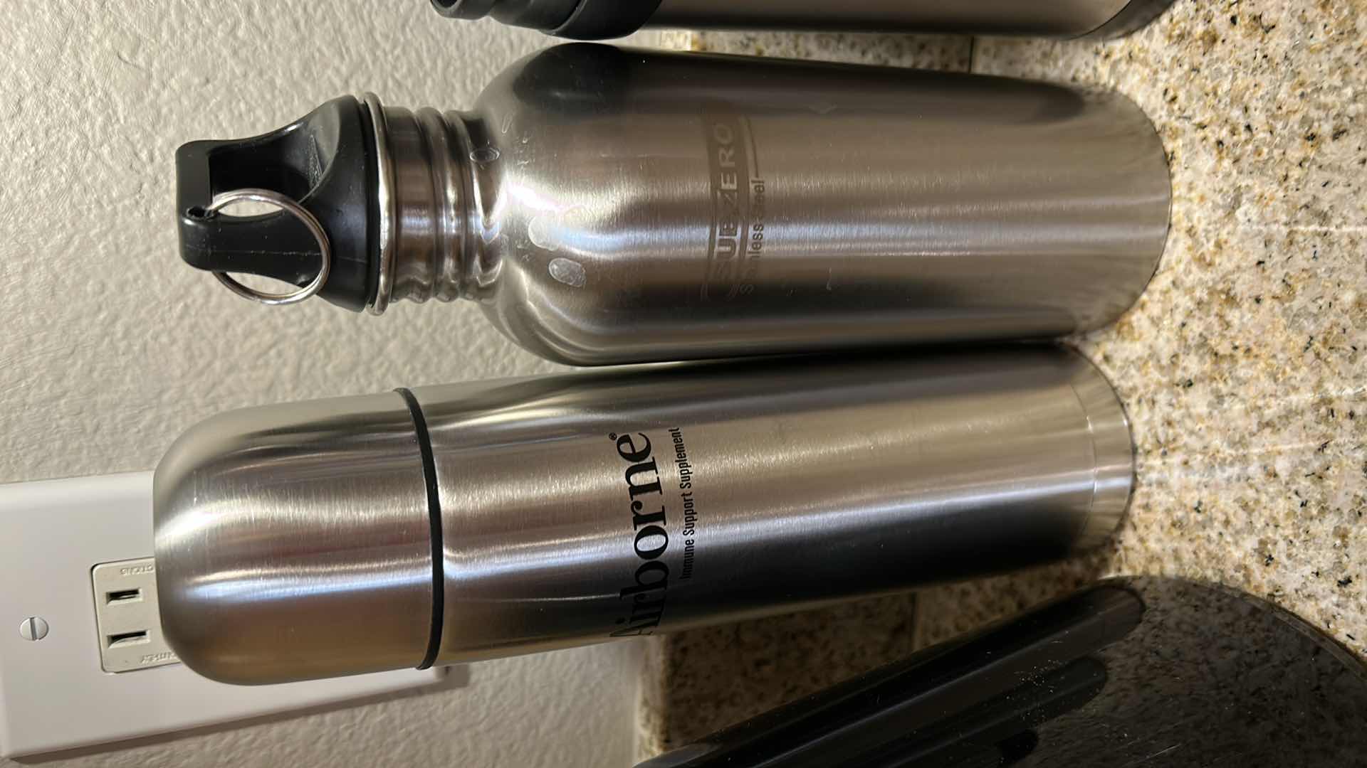 Photo 3 of KERIG COFFEE POT W POD AND COFFEE TRAVEL ASSORTMENT